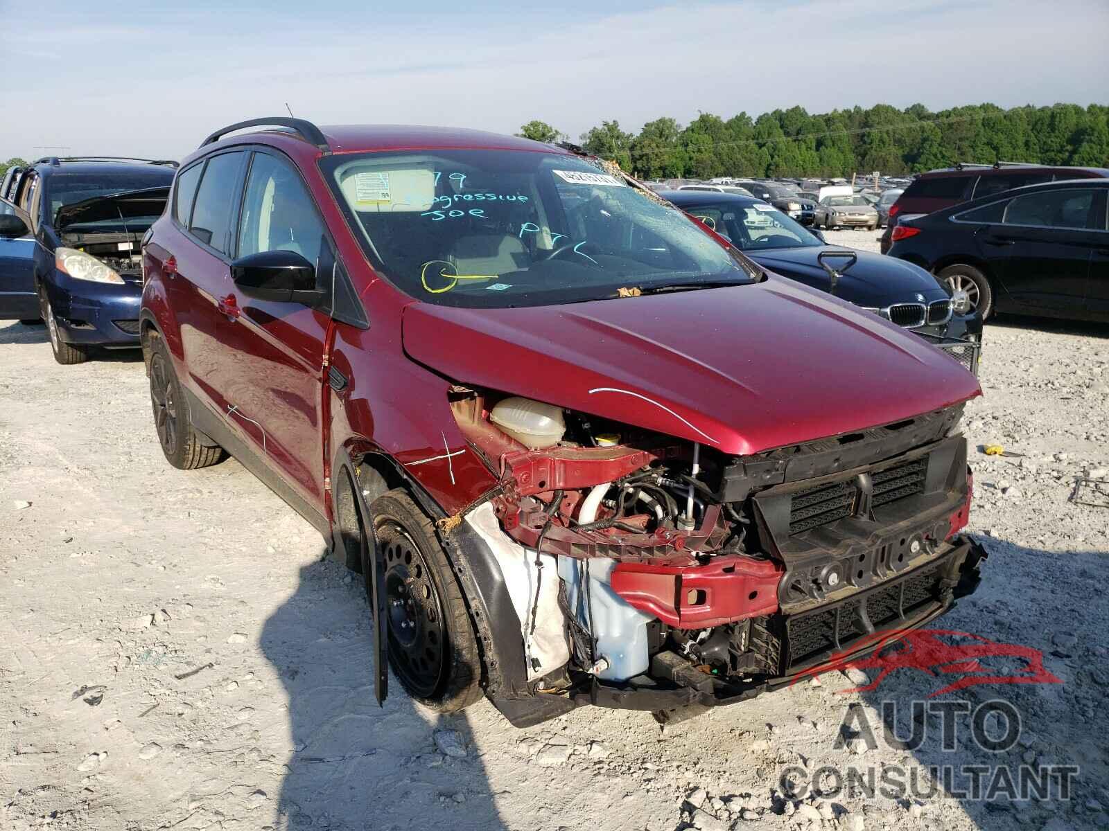 FORD ESCAPE 2018 - 1FMCU0GD0JUB03323