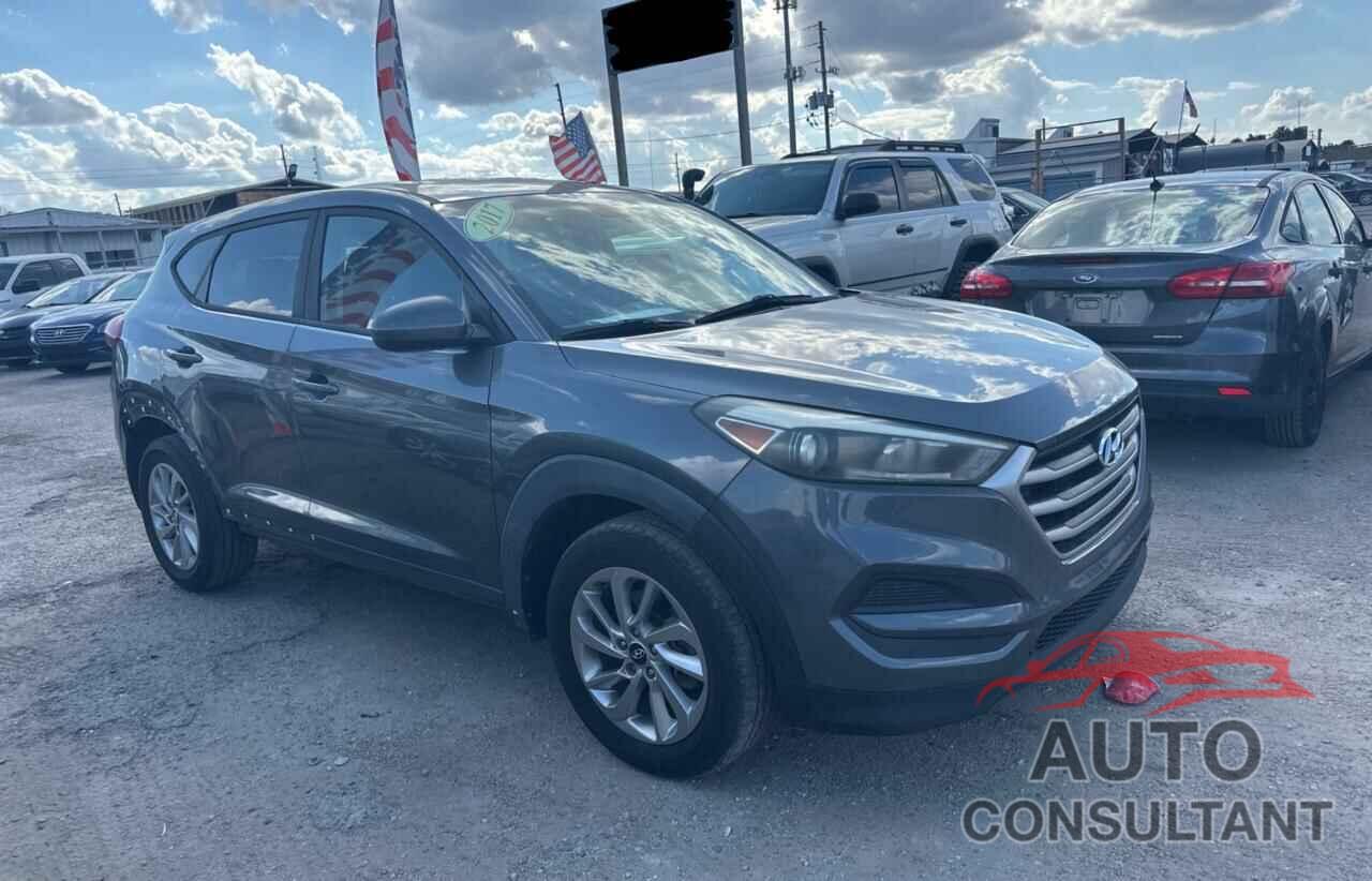 HYUNDAI TUCSON 2017 - KM8J23A41HU338878