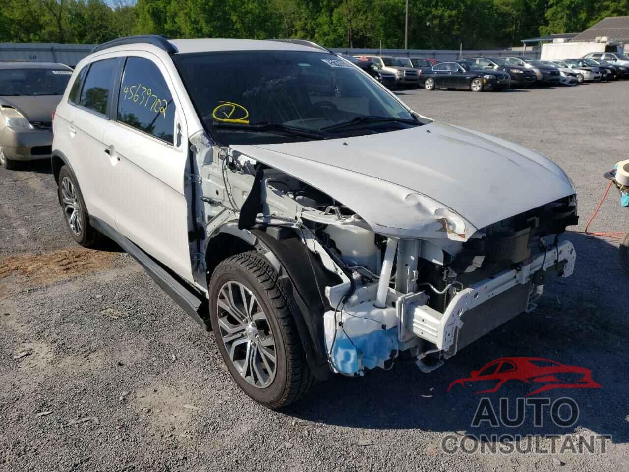MITSUBISHI OUTLANDER 2018 - JA4AR4AW0JZ003136