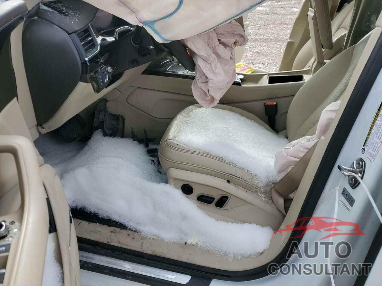 AUDI Q7 2018 - WA1VAAF70JD041164