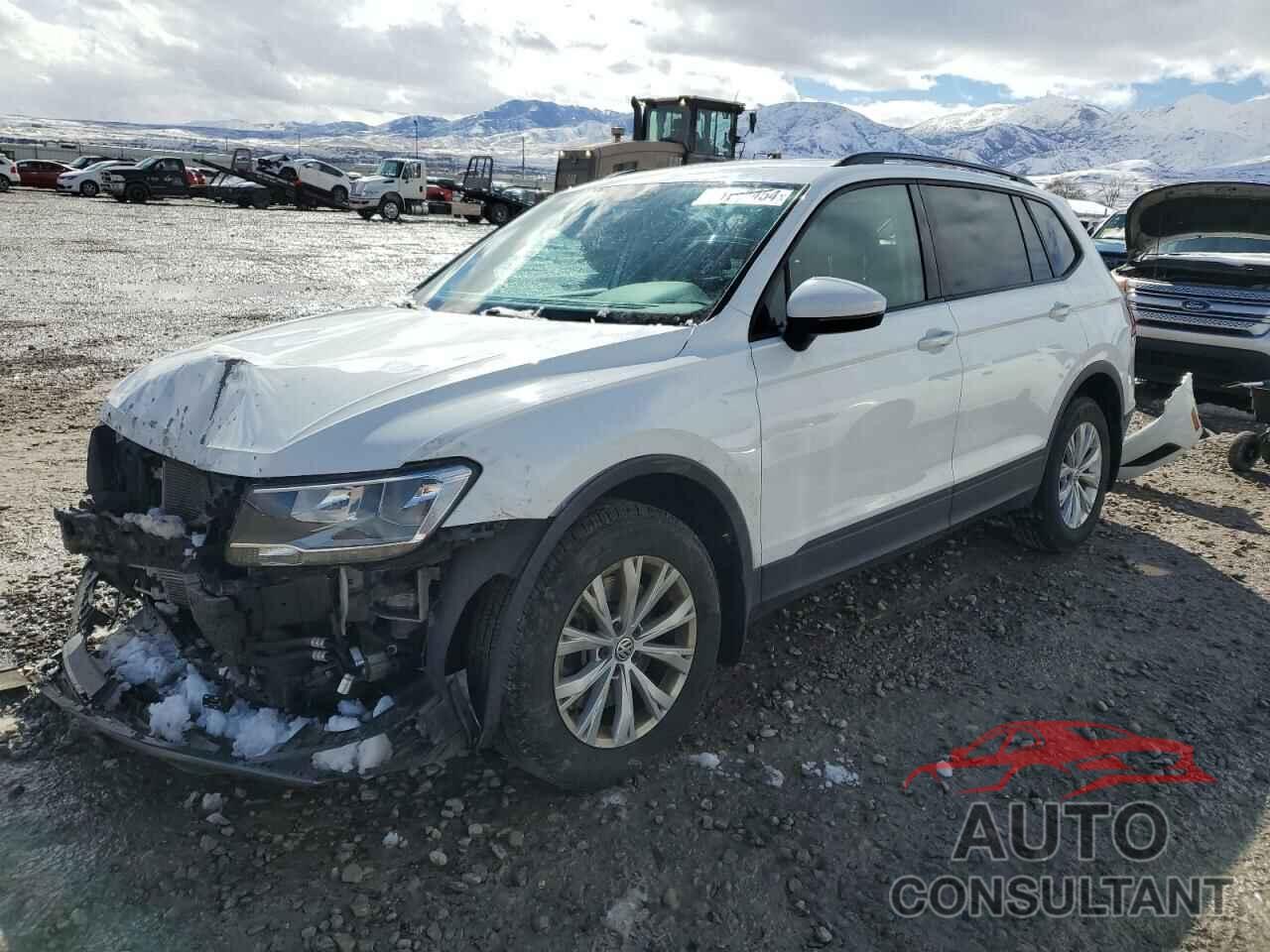 VOLKSWAGEN TIGUAN 2018 - 3VV1B7AX8JM091862