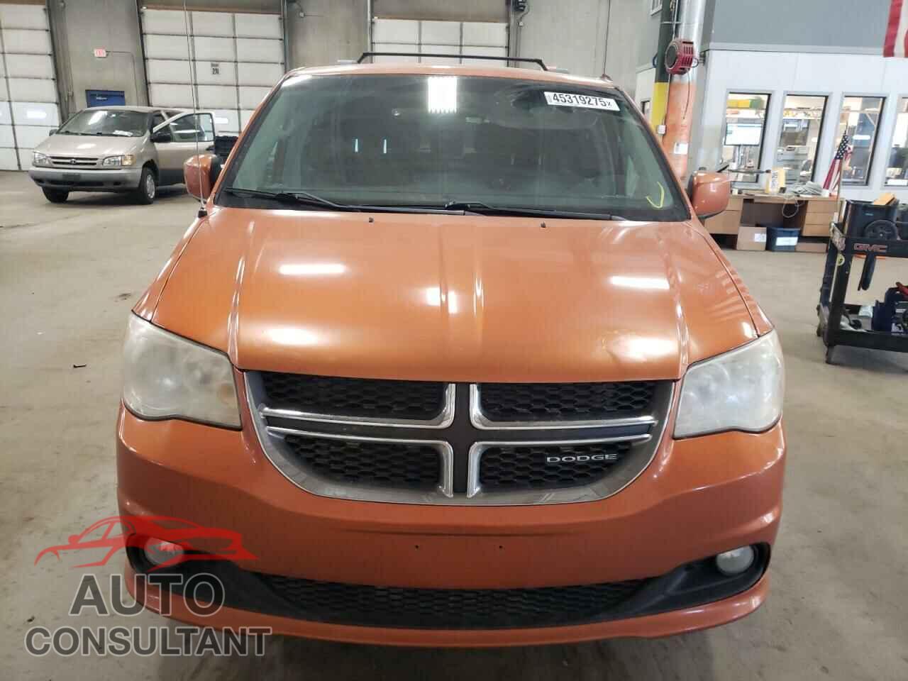 DODGE CARAVAN 2011 - 2D4RN5DG8BR765045