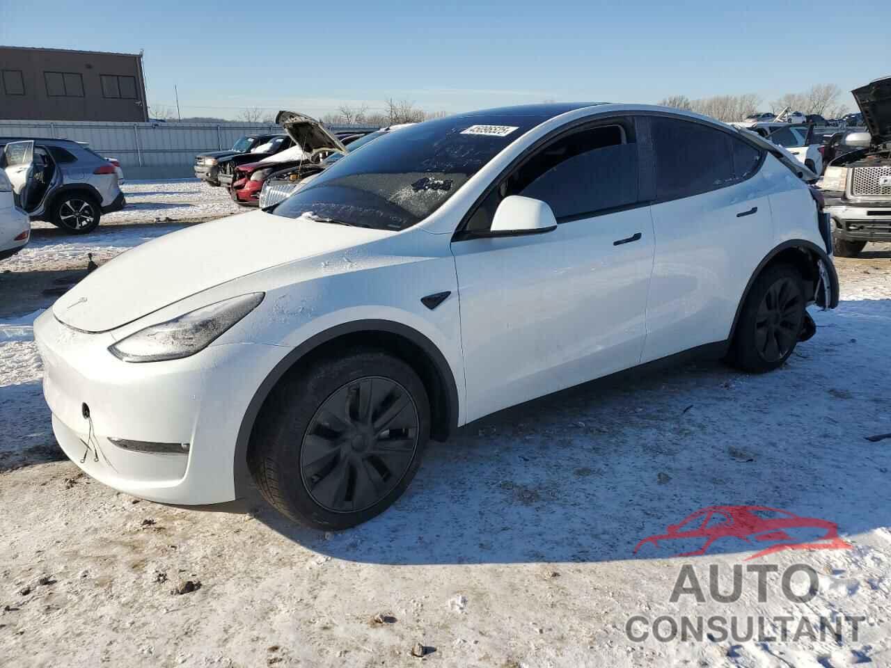 TESLA MODEL Y 2025 - 7SAYGAEE8SF255950