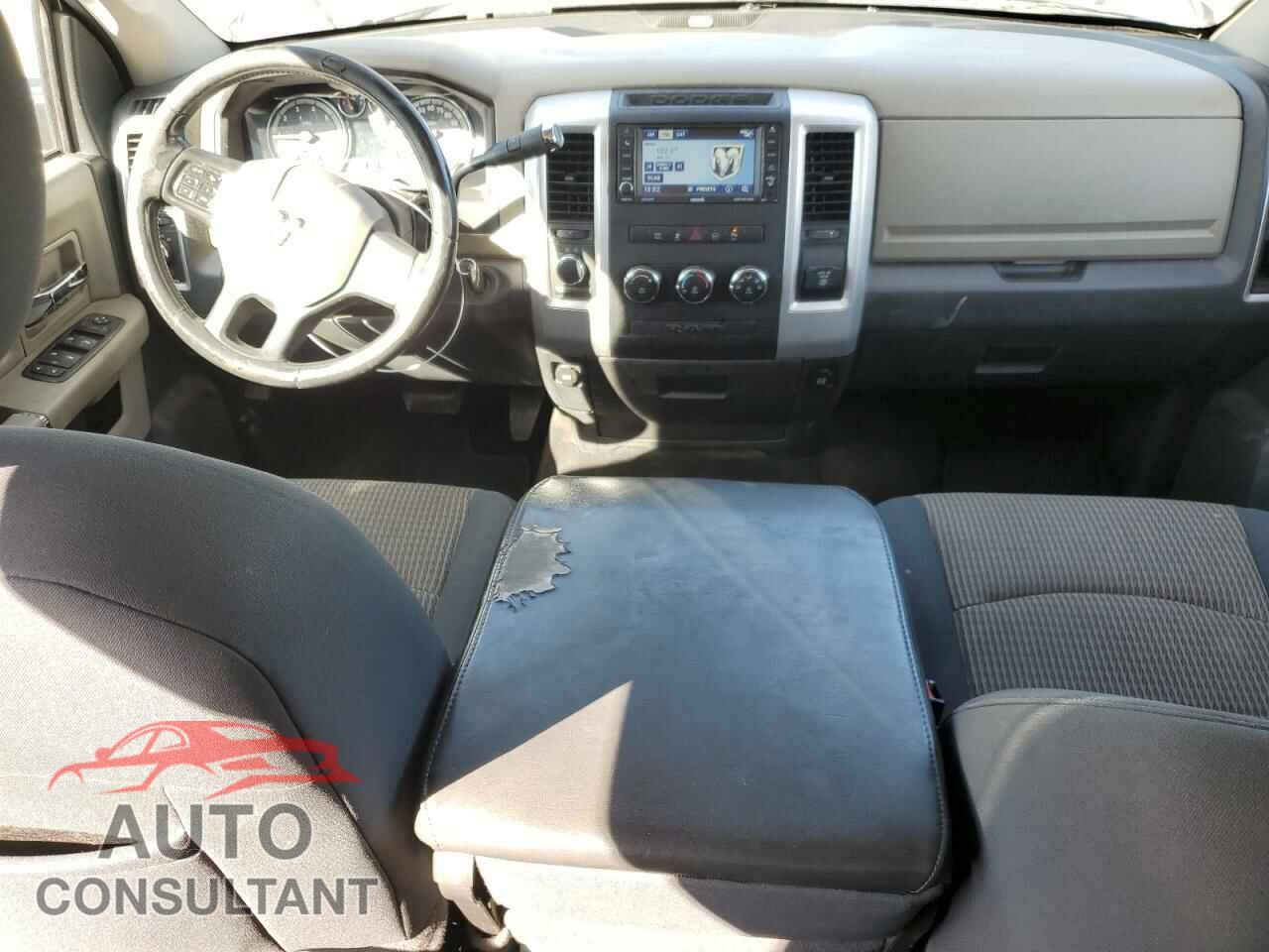 DODGE RAM 1500 2012 - 1C6RD7LT7CS160631