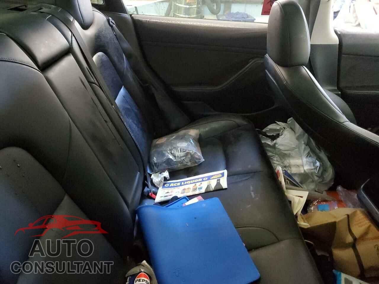 TESLA MODEL 3 2023 - LRW3E1FA2PC899535