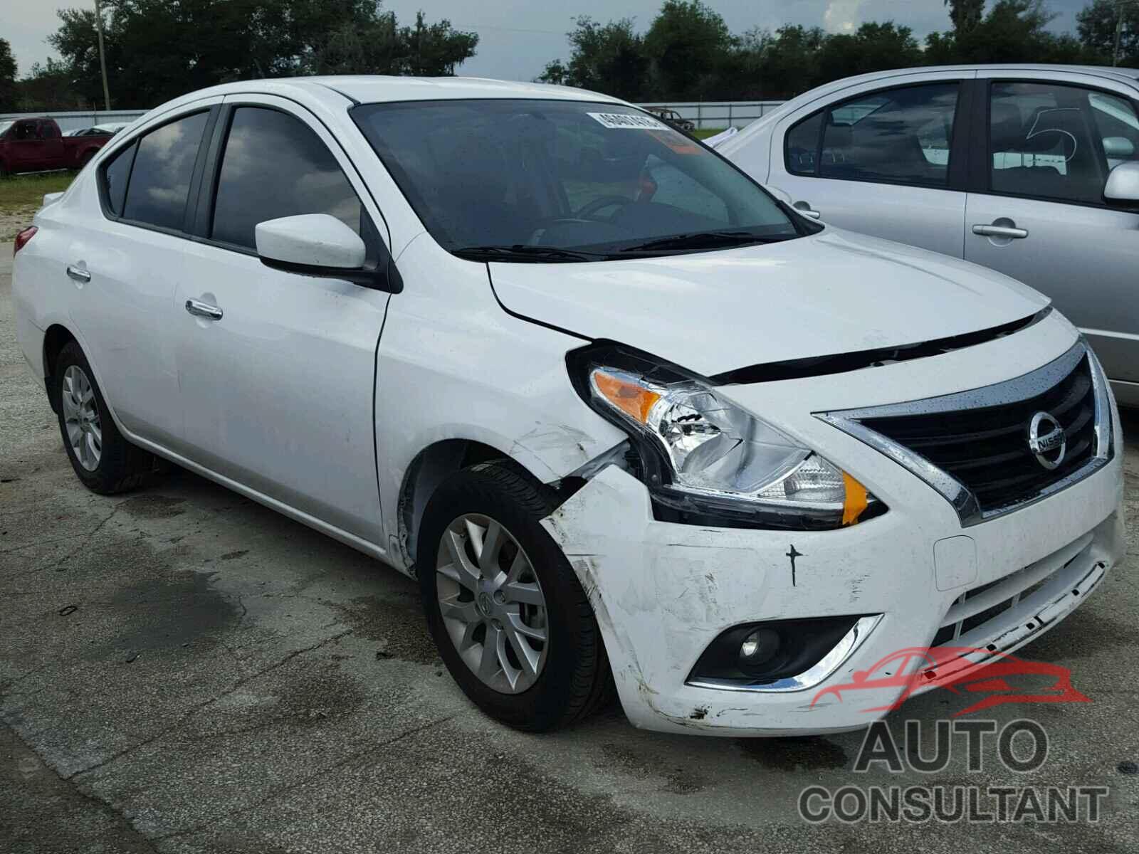 NISSAN VERSA 2017 - 3N1CN7AP0HL905777