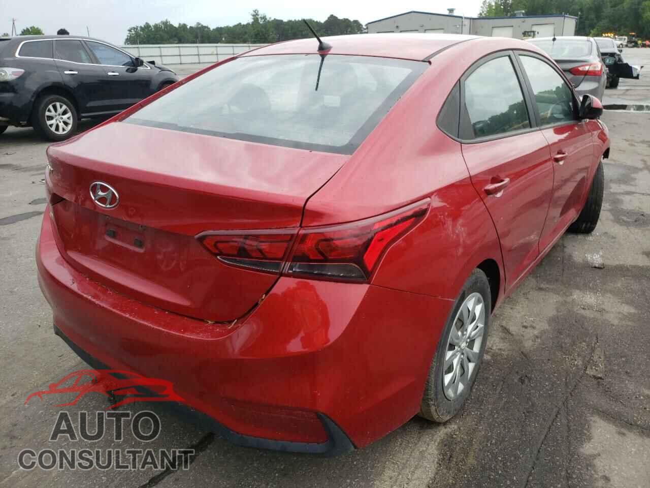 HYUNDAI ACCENT 2018 - 3KPC24A33JE012479