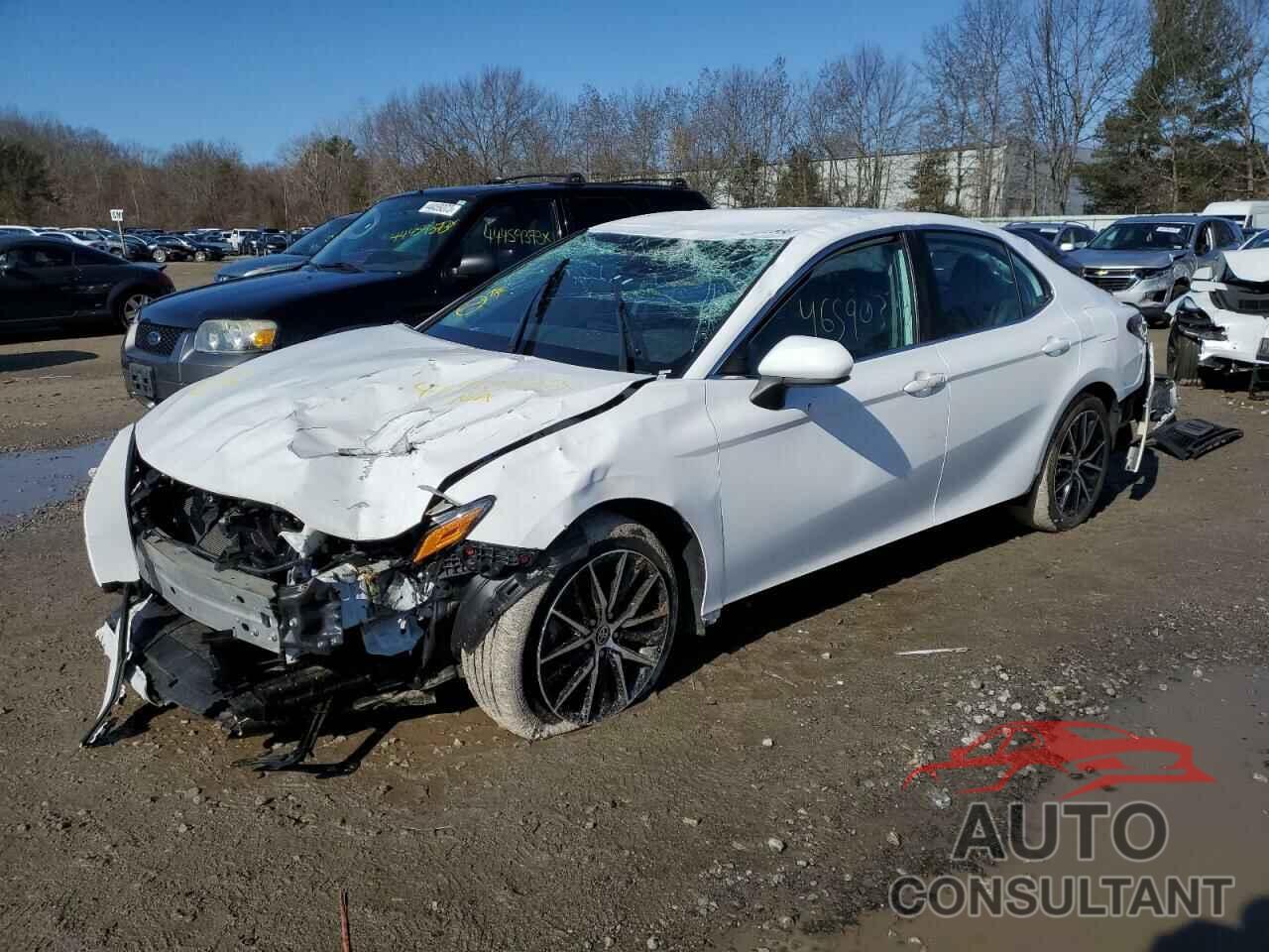 TOYOTA CAMRY 2021 - 4T1G11AKXMU529208