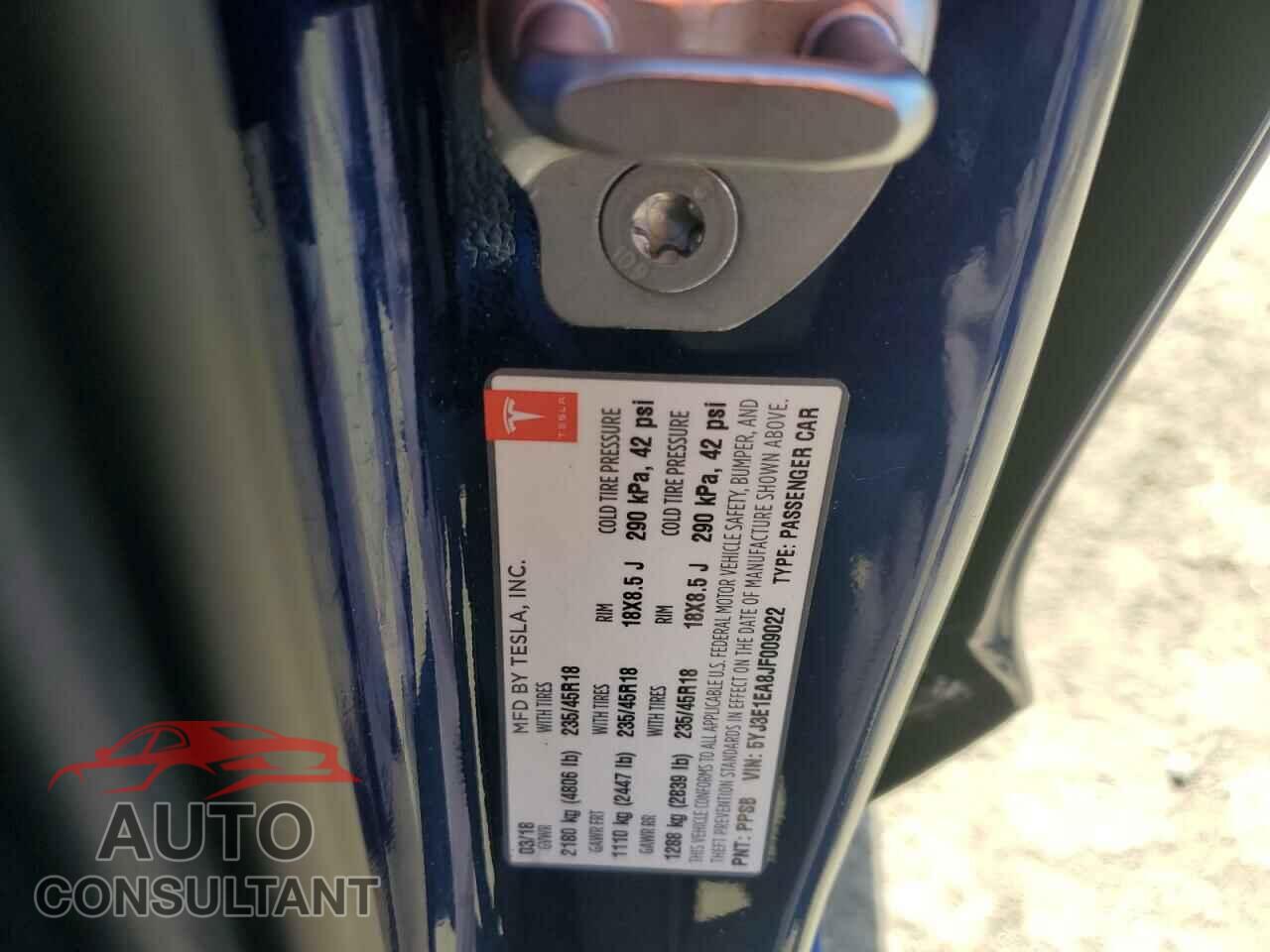 TESLA MODEL 3 2018 - 5YJ3E1EA8JF009022