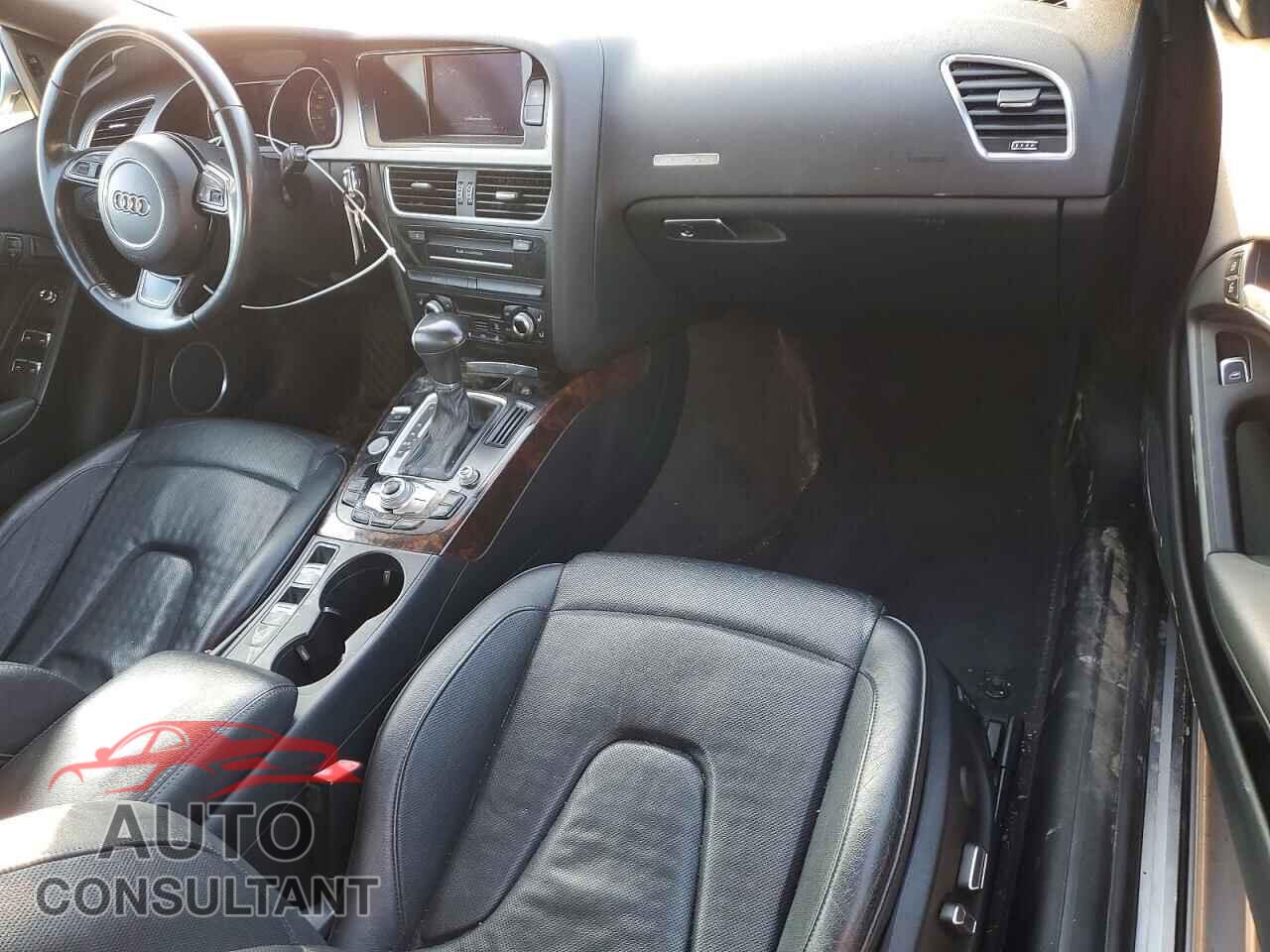 AUDI A5 2013 - WAUVFAFH2DN000918