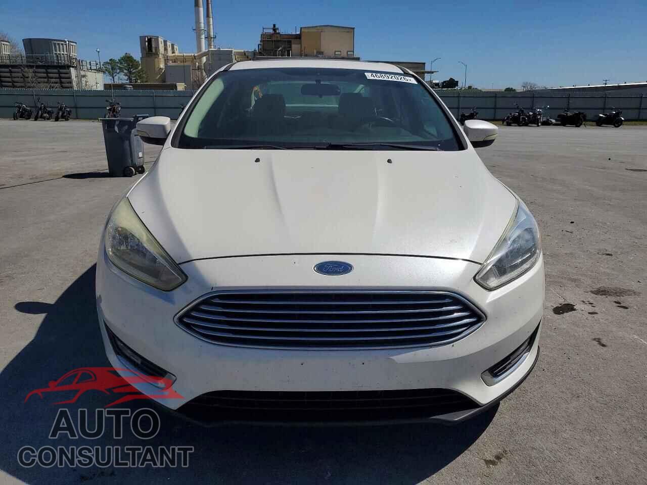 FORD FOCUS 2017 - 1FADP3J21HL287170