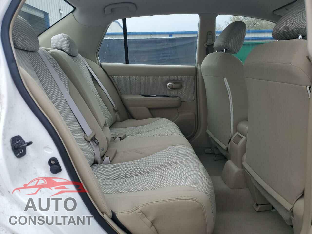 NISSAN VERSA 2009 - 3N1BC11E09L352045