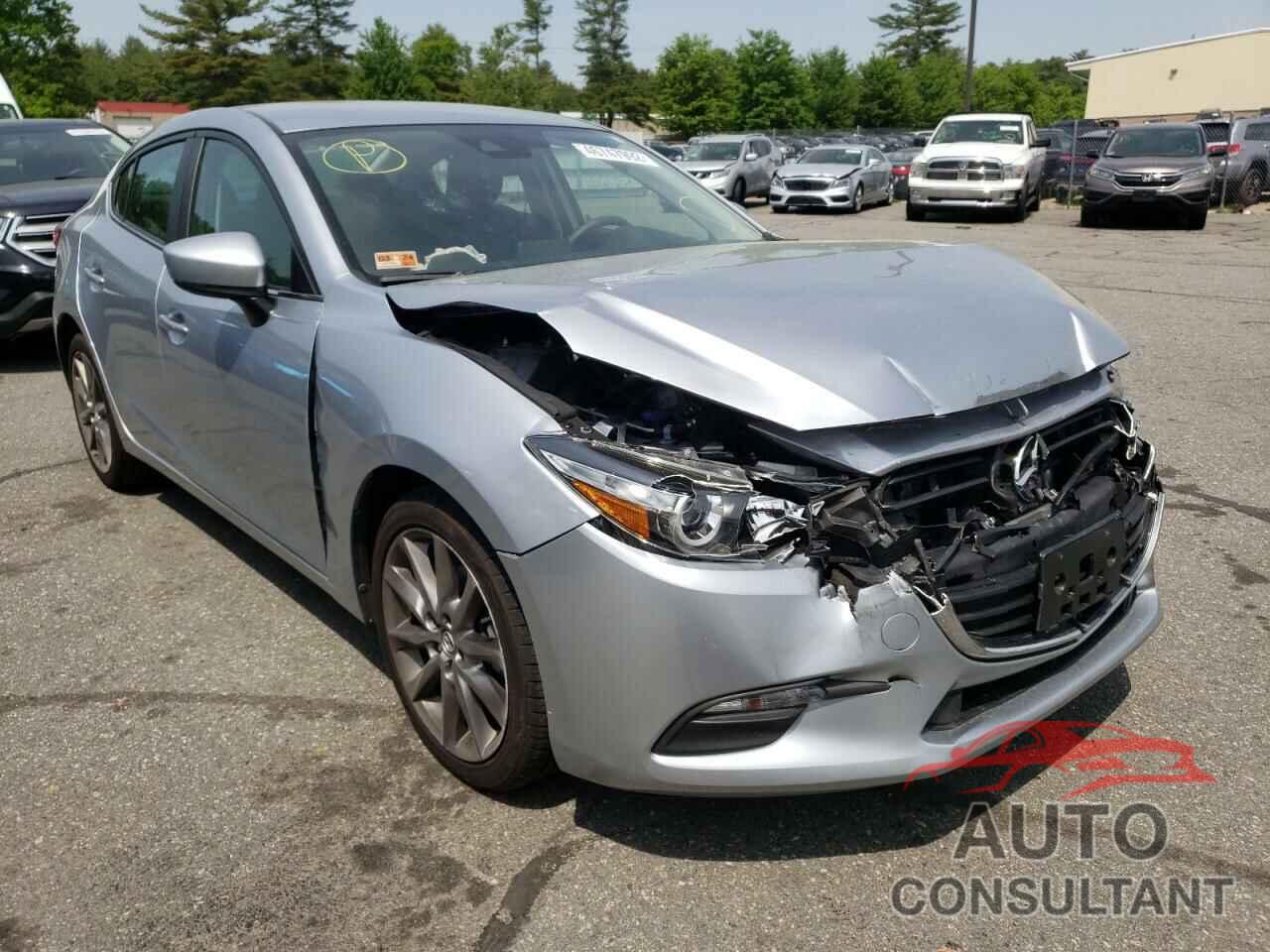 MAZDA 3 2018 - 3MZBN1V3XJM252305