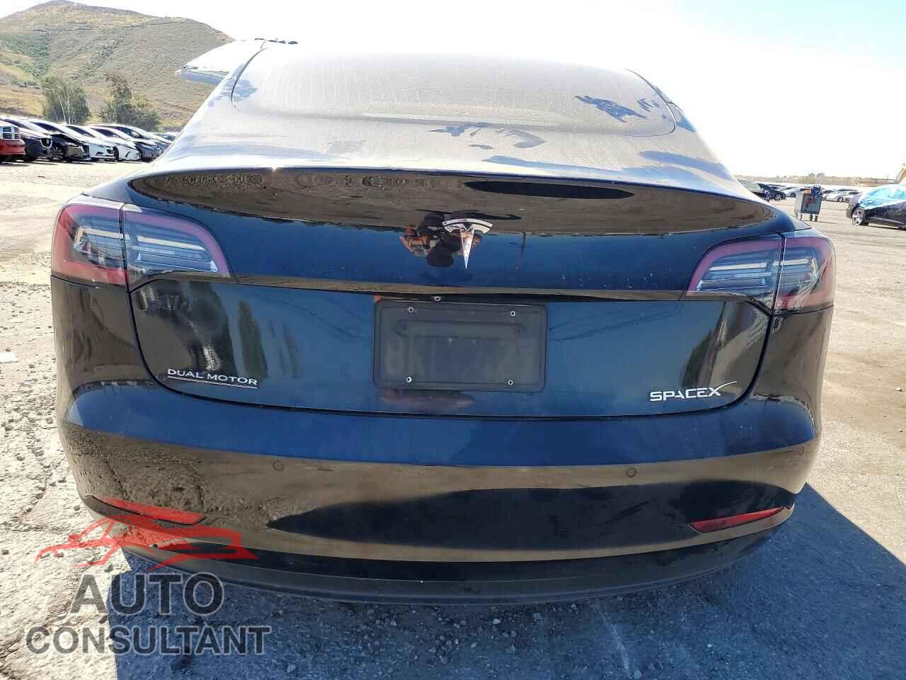 TESLA MODEL 3 2019 - 5YJ3E1EA7KF397796