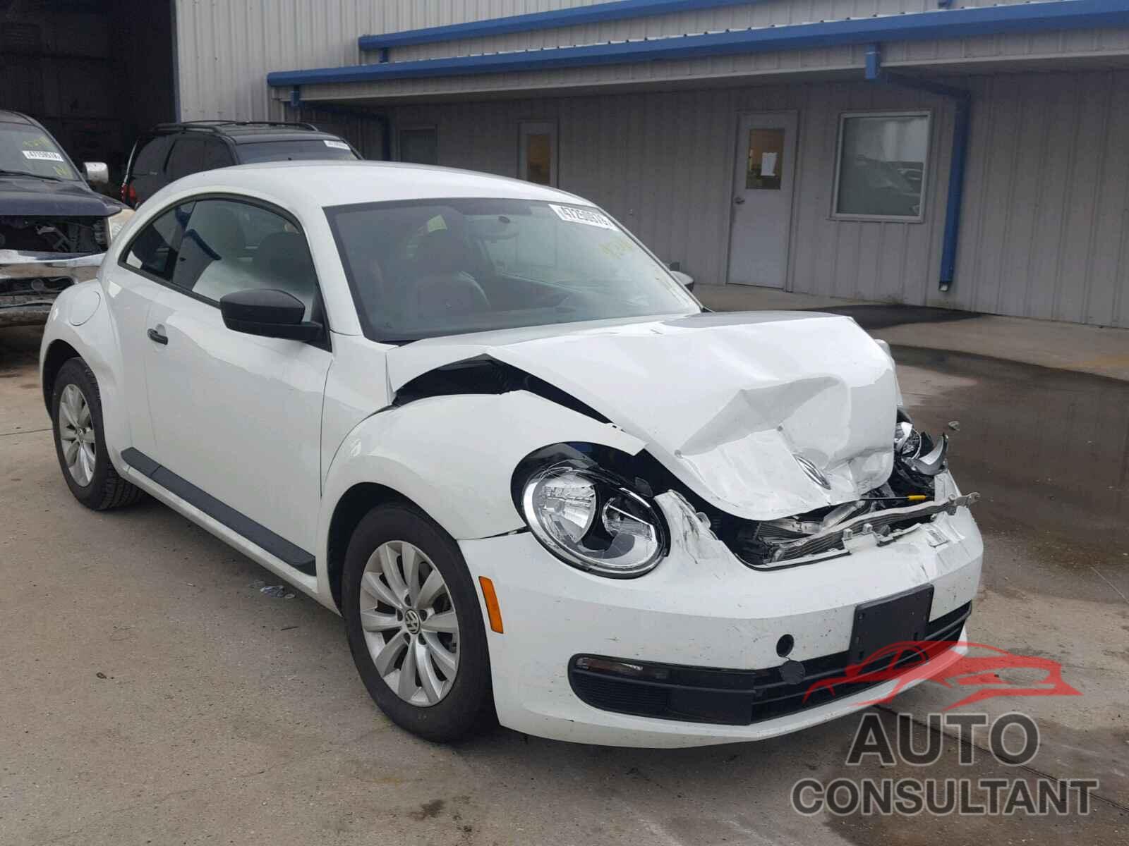 VOLKSWAGEN BEETLE 2015 - 3VWF17AT7FM643067