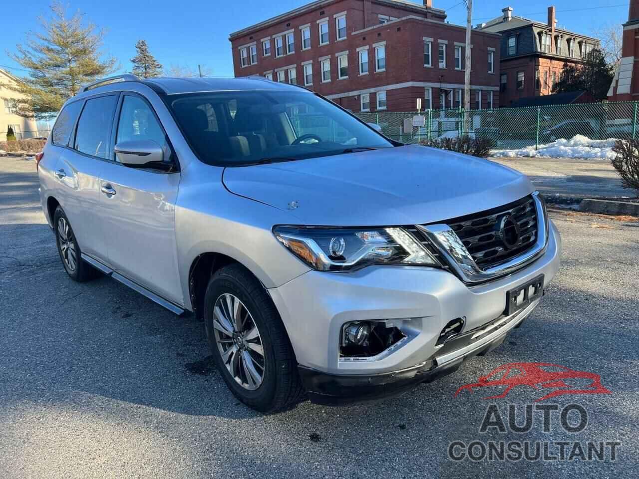 NISSAN PATHFINDER 2018 - 5N1DR2MM9JC646584