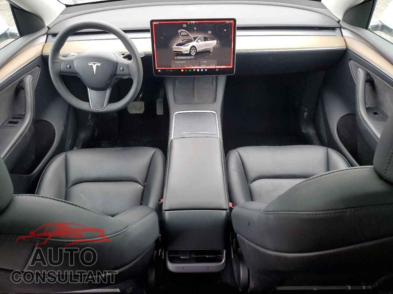TESLA MODEL Y 2023 - LRWYGDFD7PC931312