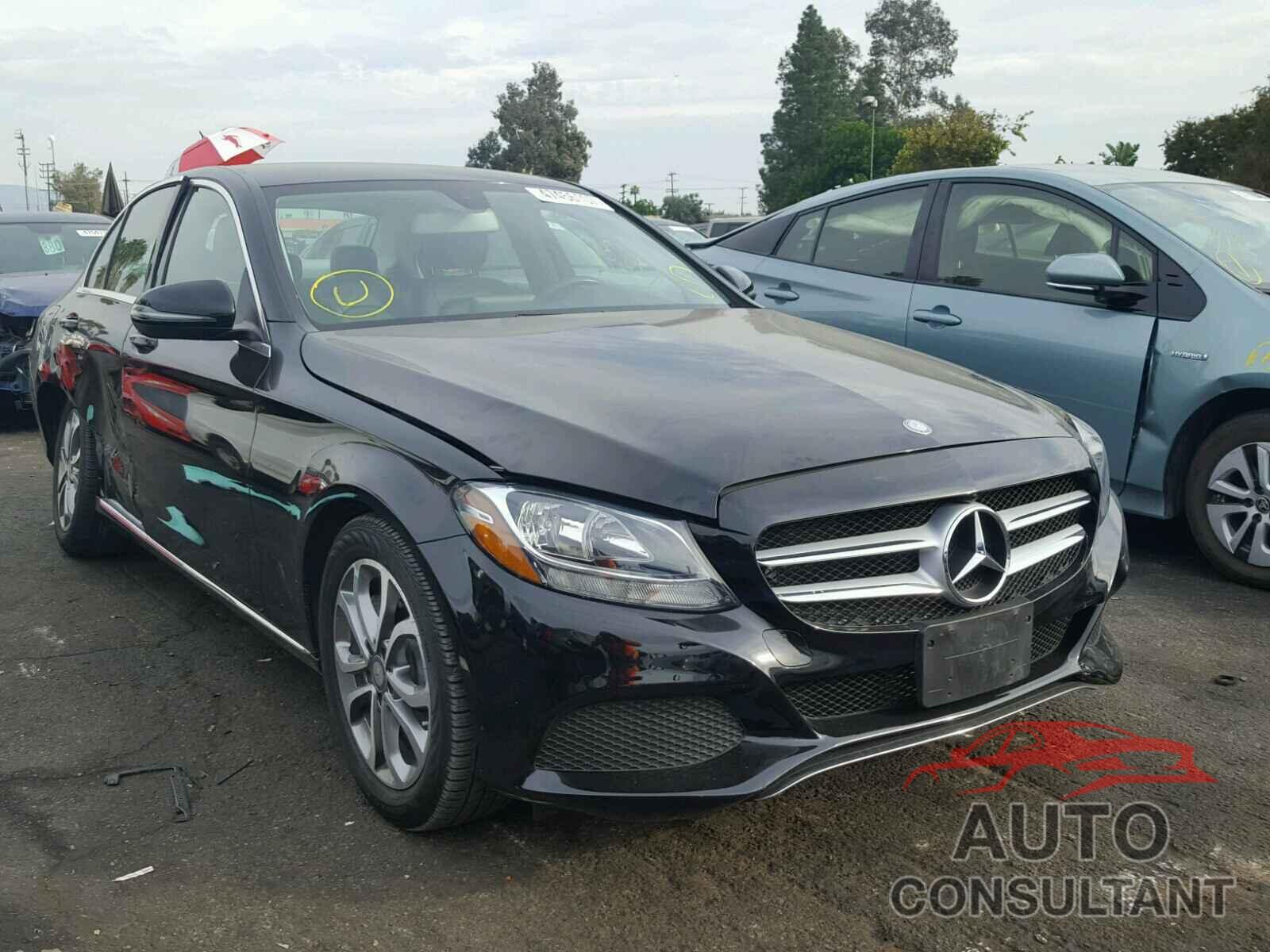 MERCEDES-BENZ C300 2016 - 55SWF4JBXGU171915