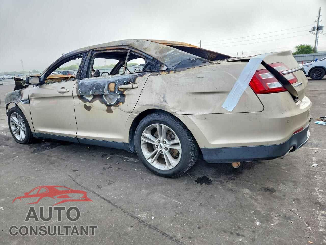 FORD TAURUS 2017 - 1FAHP2E80HG128580