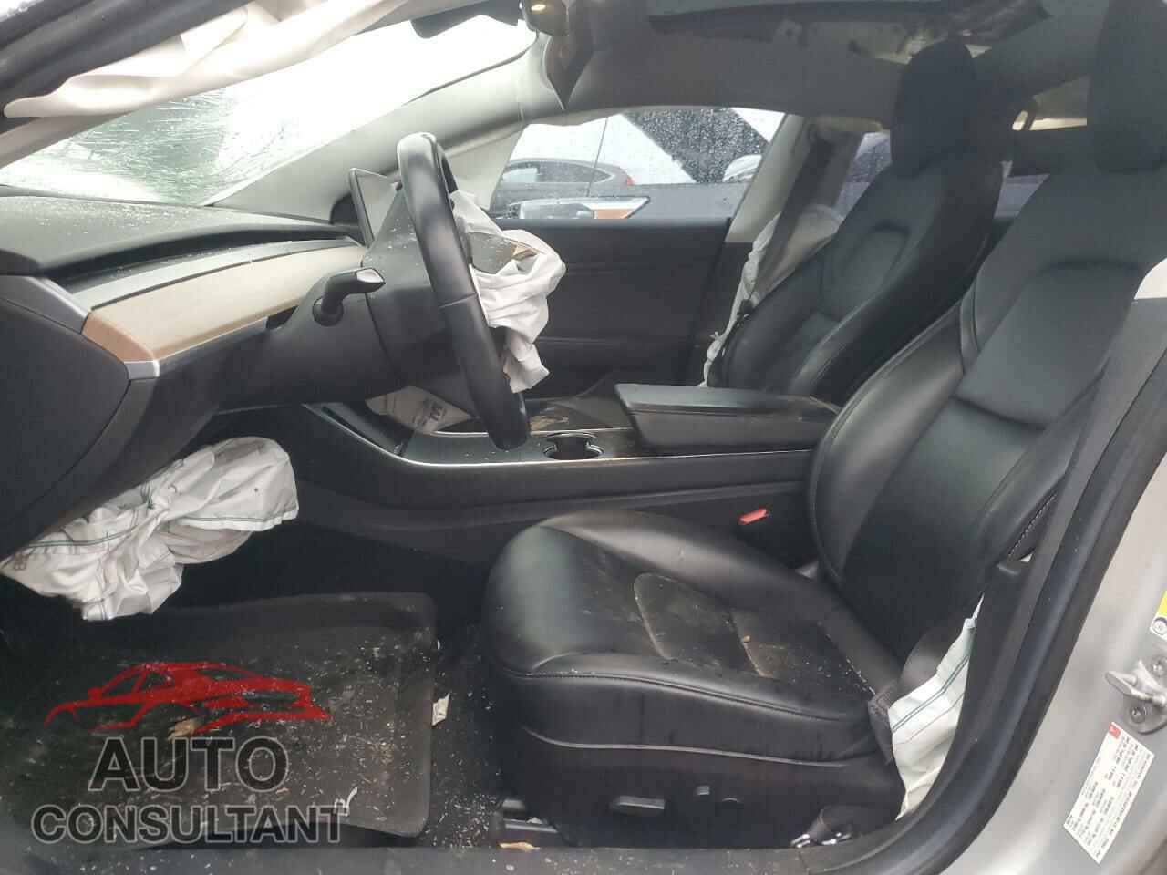 TESLA MODEL 3 2018 - 5YJ3E1EAXJF019146