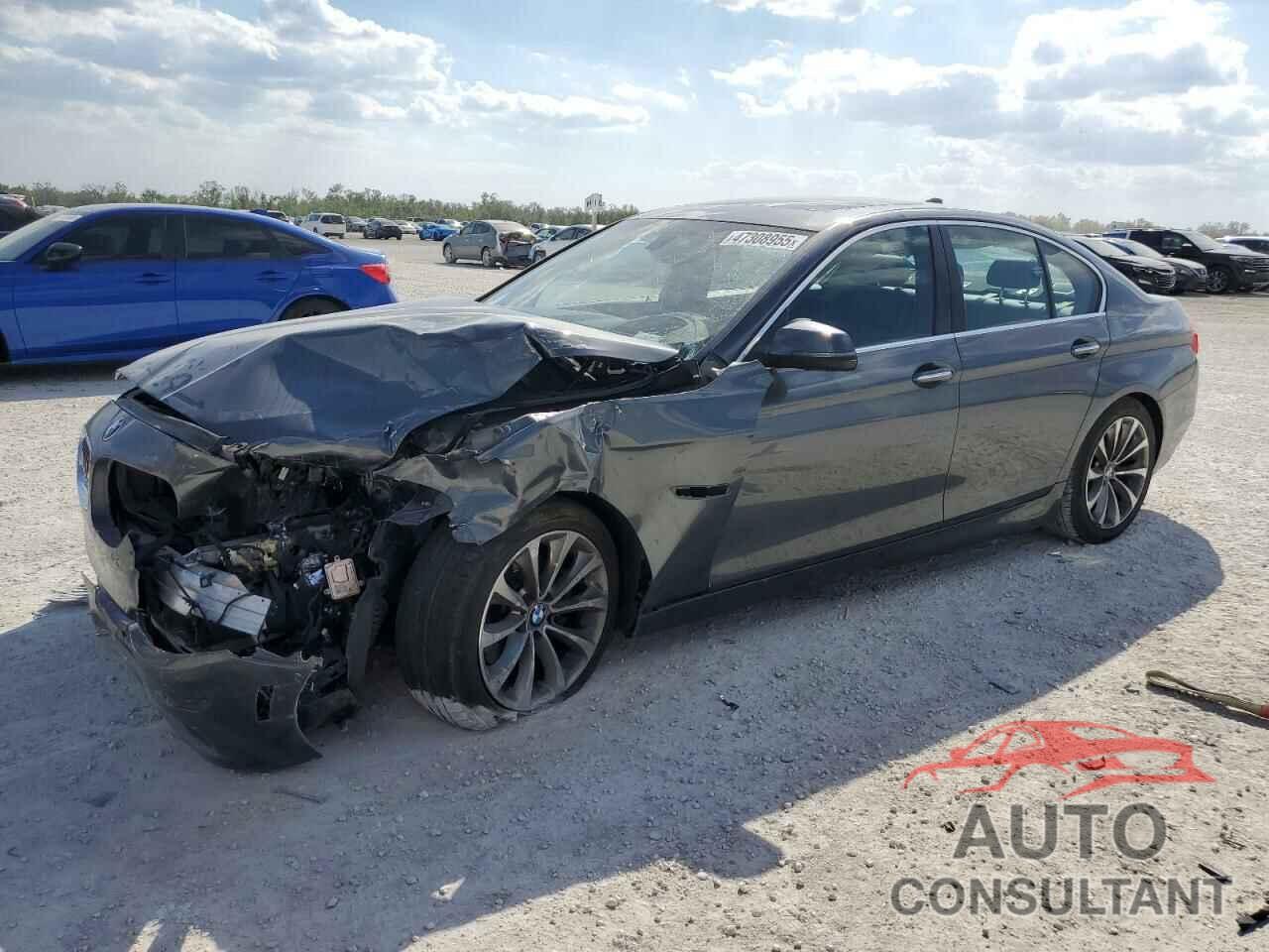 BMW 5 SERIES 2016 - WBA5A5C52GD528923