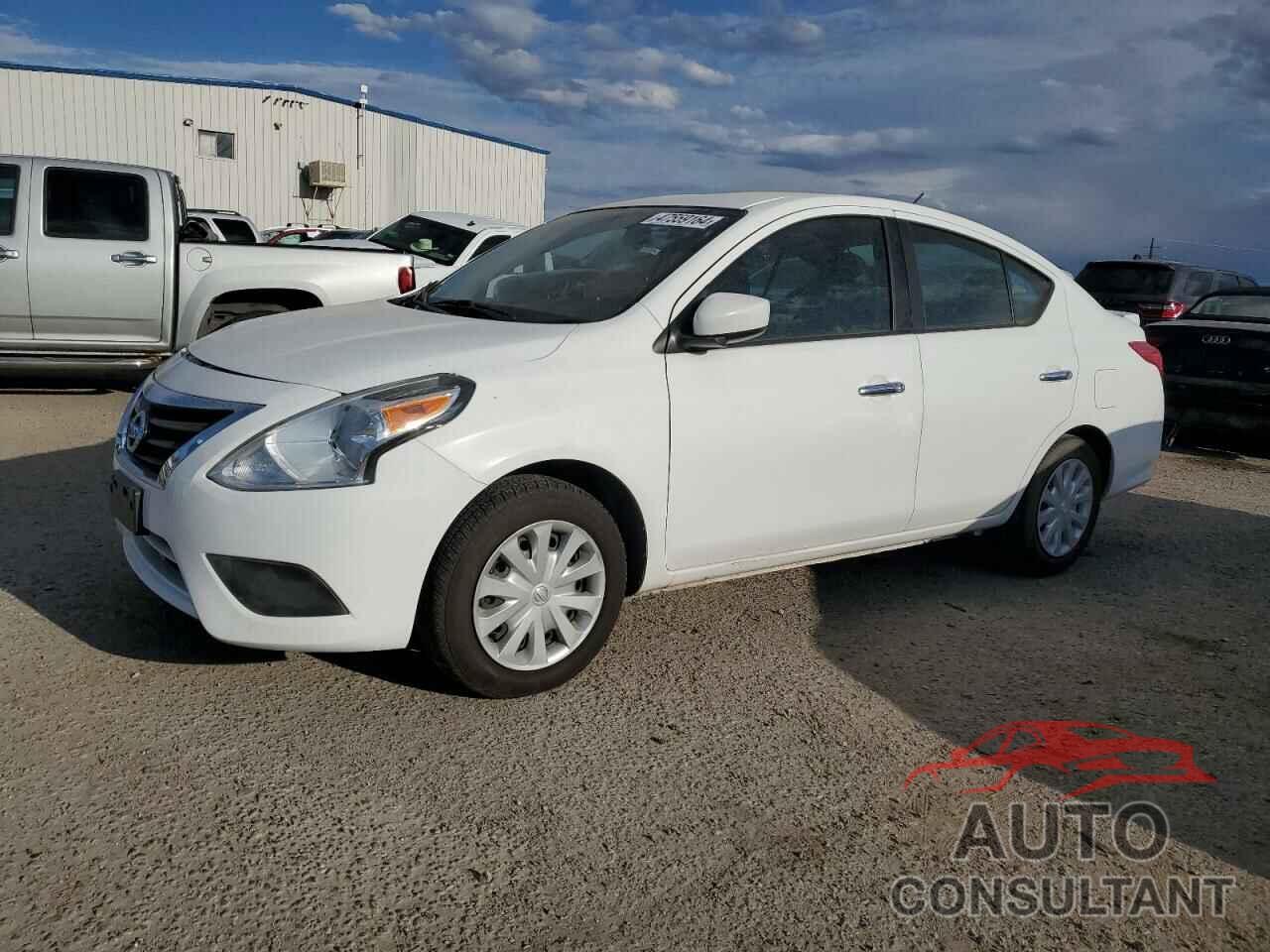 NISSAN VERSA 2018 - 3N1CN7AP4JL845475