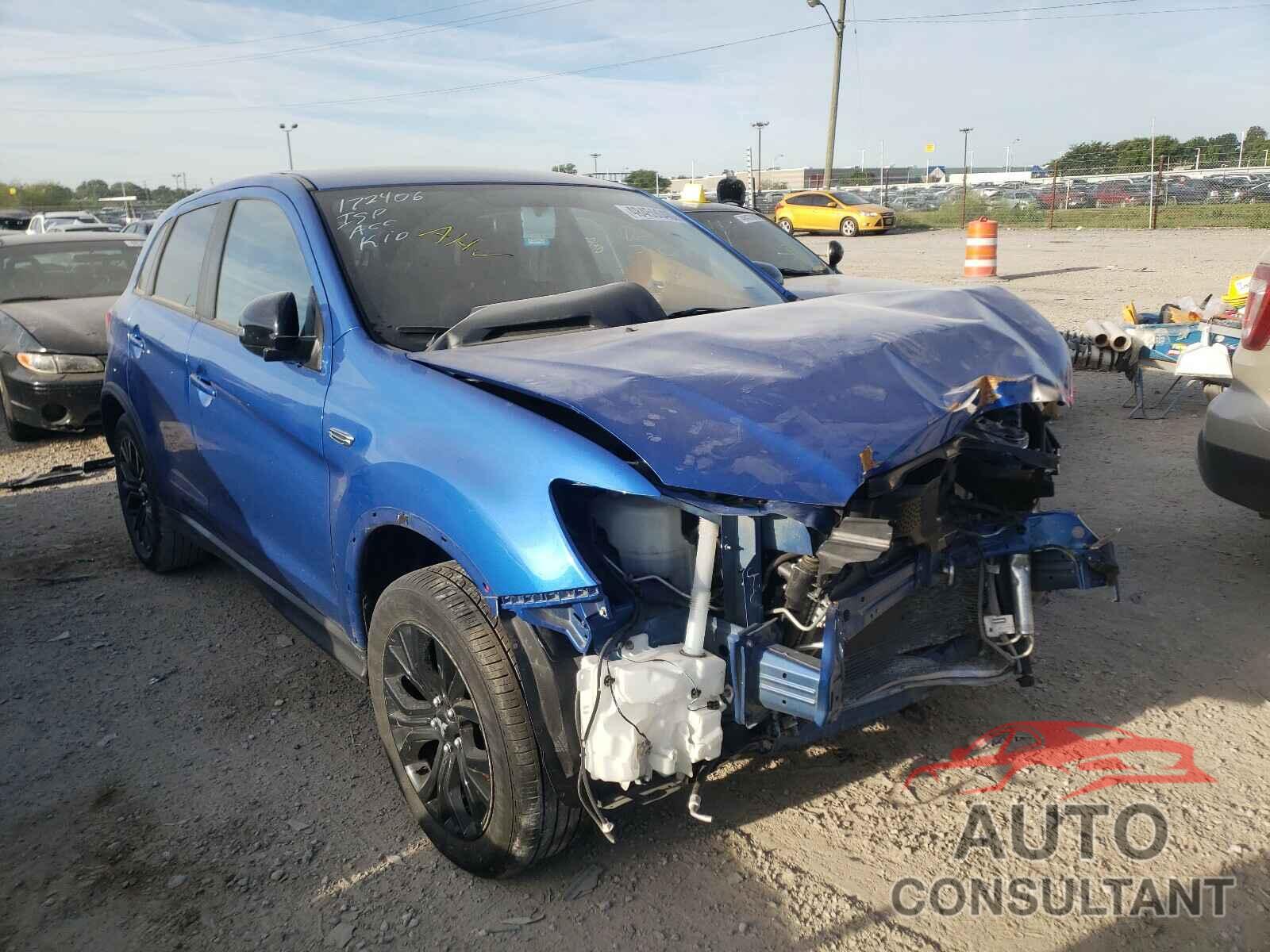 MITSUBISHI OUTLANDER 2018 - JA4AR3AU8JU005707