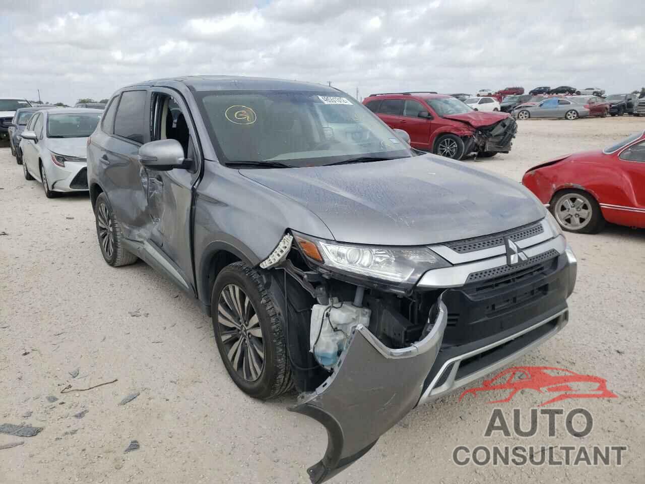 MITSUBISHI OUTLANDER 2019 - JA4AD3A32KZ052919