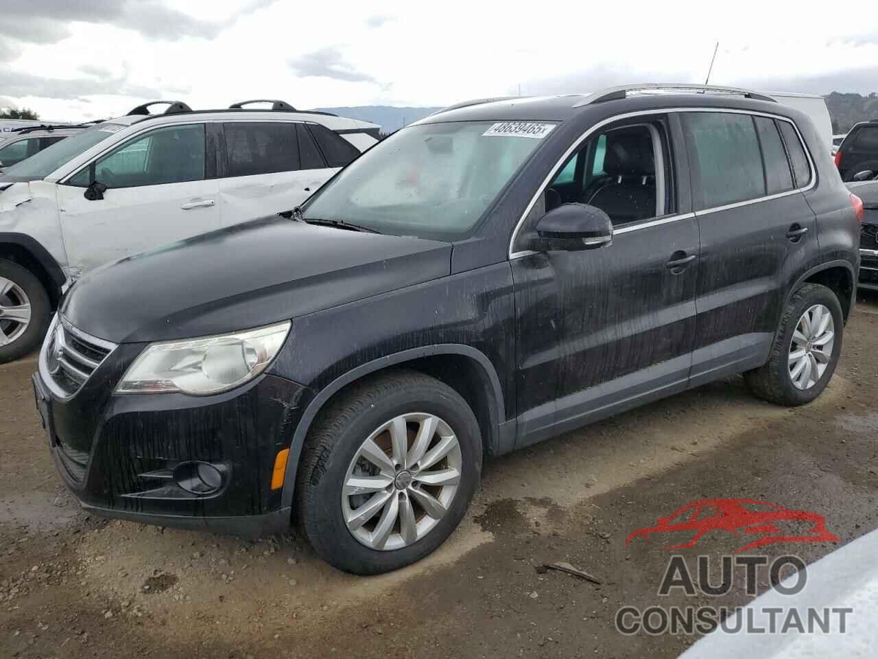 VOLKSWAGEN TIGUAN 2011 - WVGAV7AXXBW544544