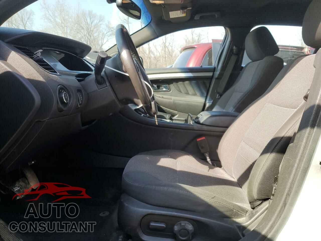 FORD TAURUS 2016 - 1FAHP2E83GG136025