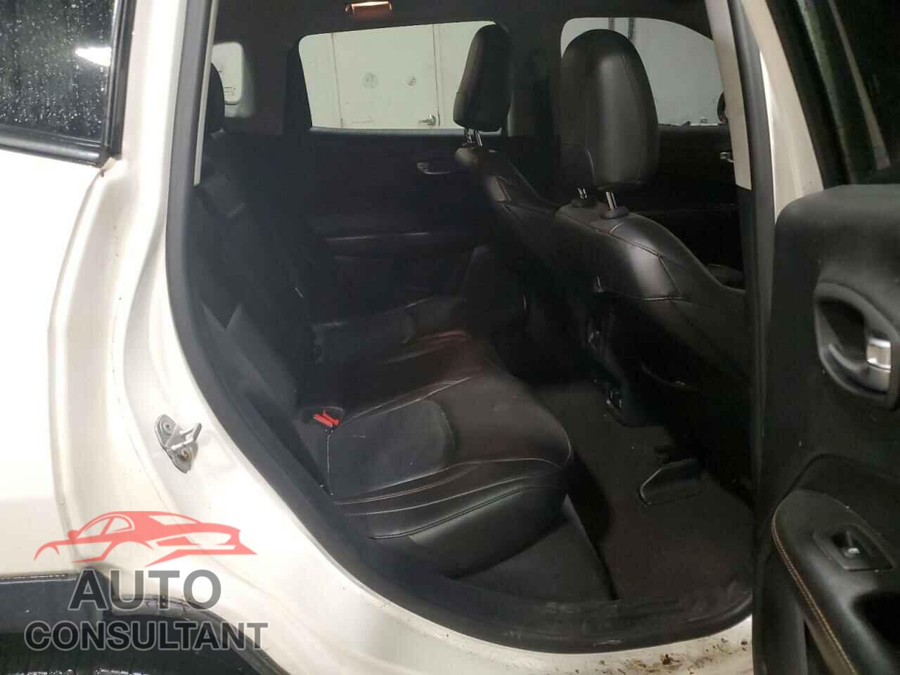 JEEP COMPASS 2018 - 3C4NJDCBXJT222508