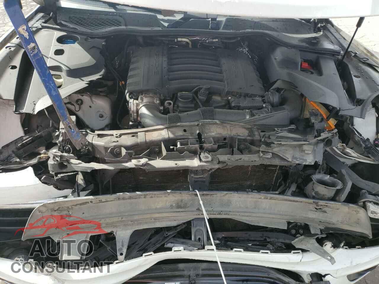 PORSCHE CAYENNE 2016 - WP1AA2A2XGKA15356