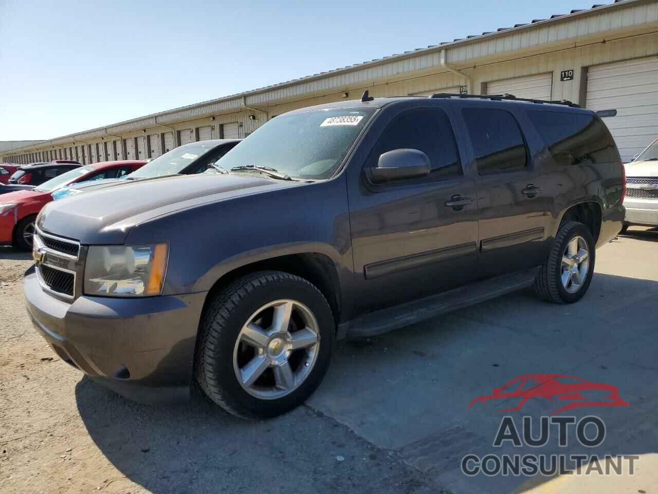 CHEVROLET SUBURBAN 2011 - 1GNSKJE34BR165762