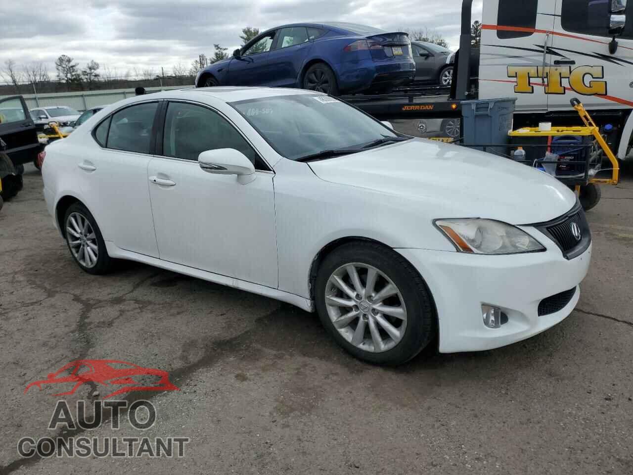LEXUS IS 2010 - JTHCF5C2XA2032772