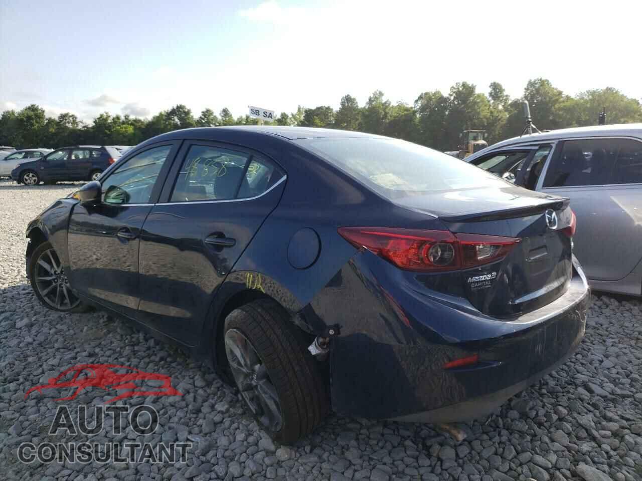 MAZDA 3 2018 - 3MZBN1V39JM257088