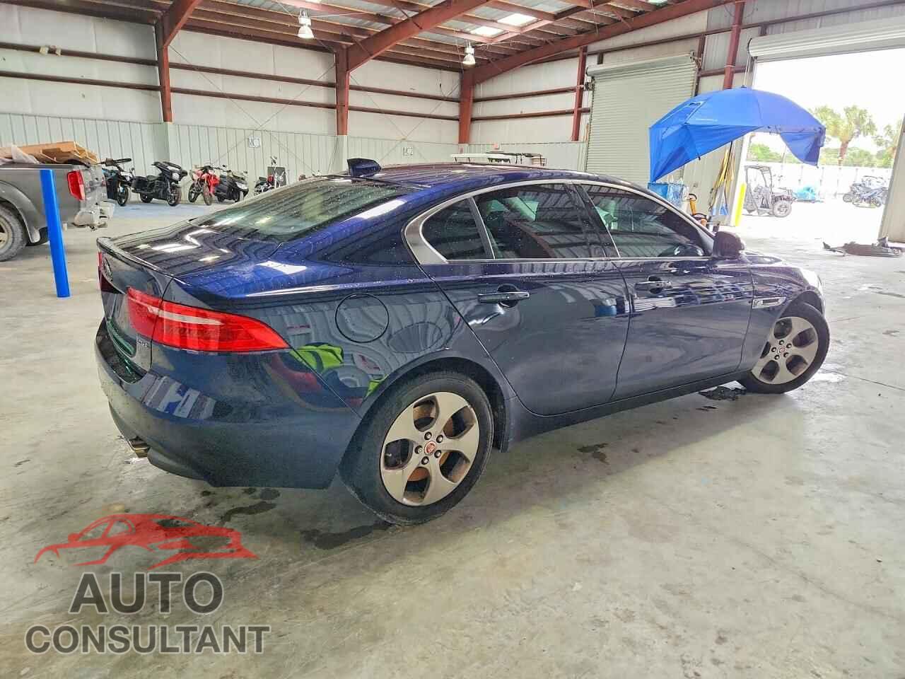 JAGUAR XE 2017 - SAJAR4BG9HA972795
