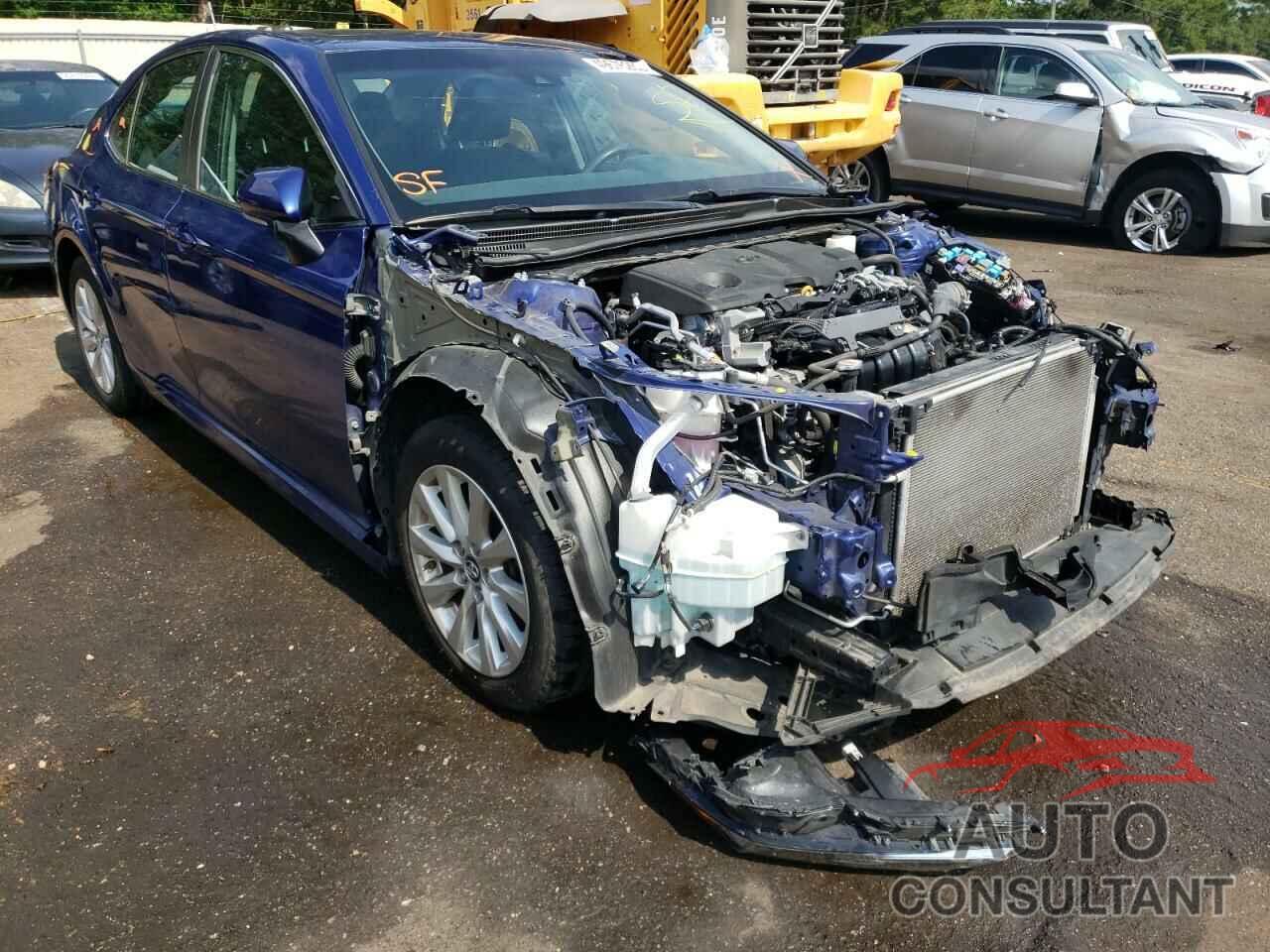 TOYOTA CAMRY 2018 - 4T1B11HK5JU533761