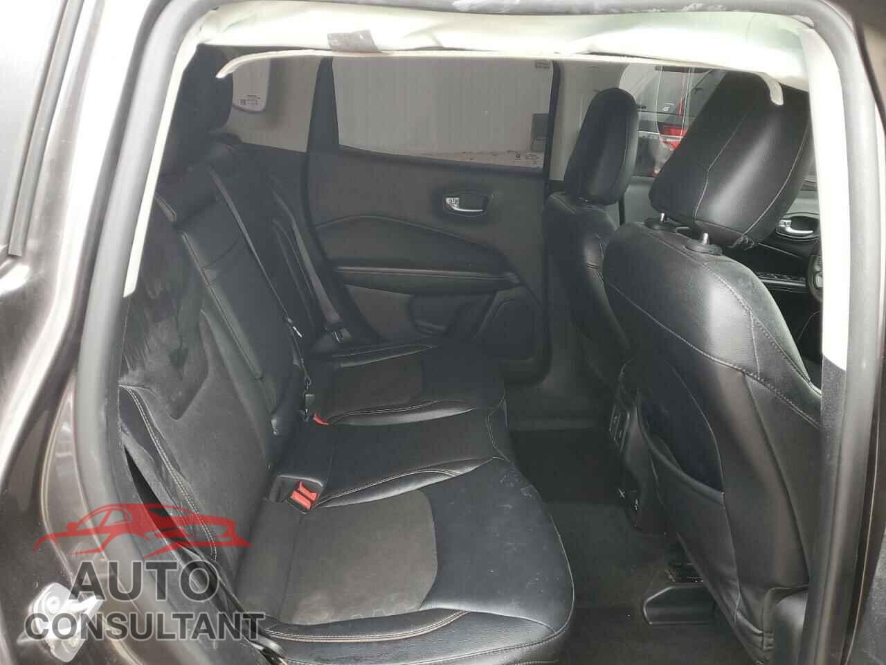 JEEP COMPASS 2017 - 3C4NJDBB2HT656451