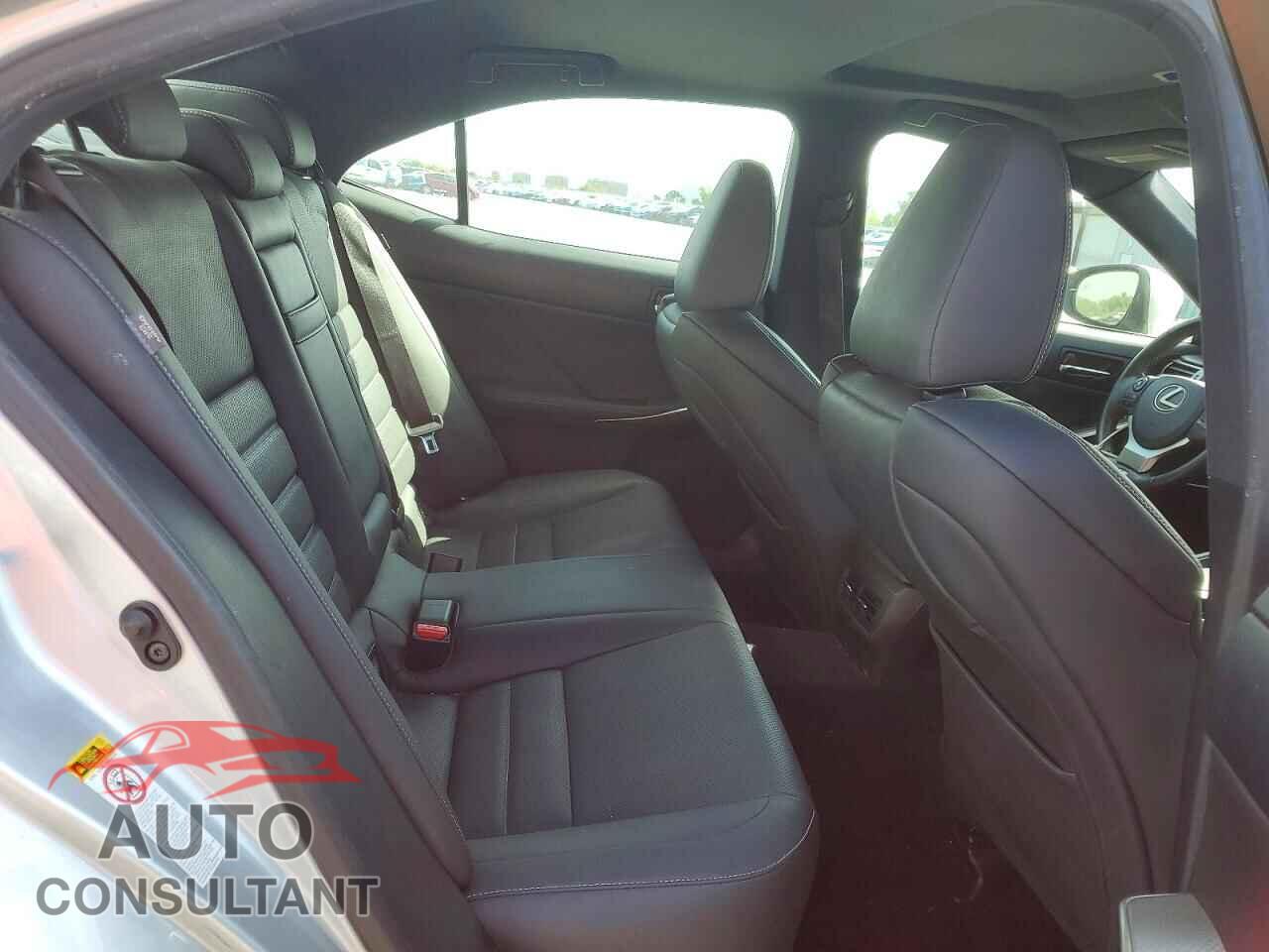 LEXUS IS 2014 - JTHBE1D24E5014147