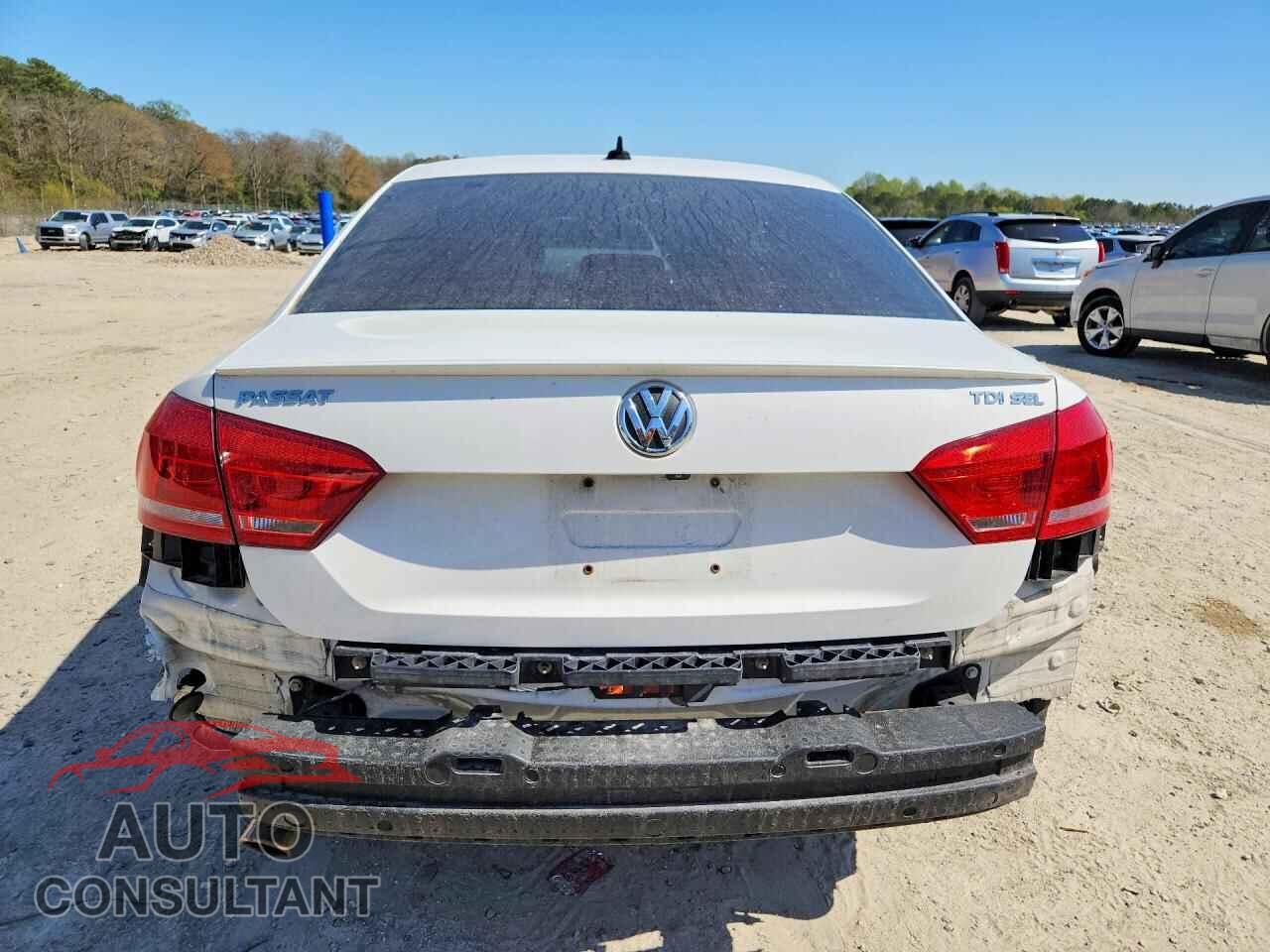 VOLKSWAGEN PASSAT 2013 - 1VWCN7A3XDC143765