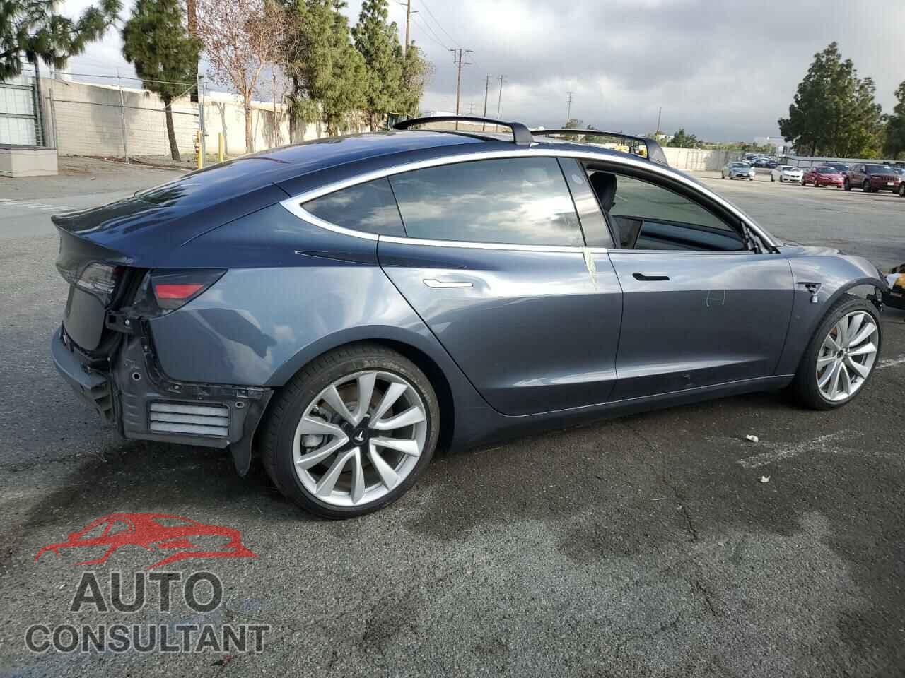 TESLA MODEL 3 2018 - 5YJ3E1EA6JF042827