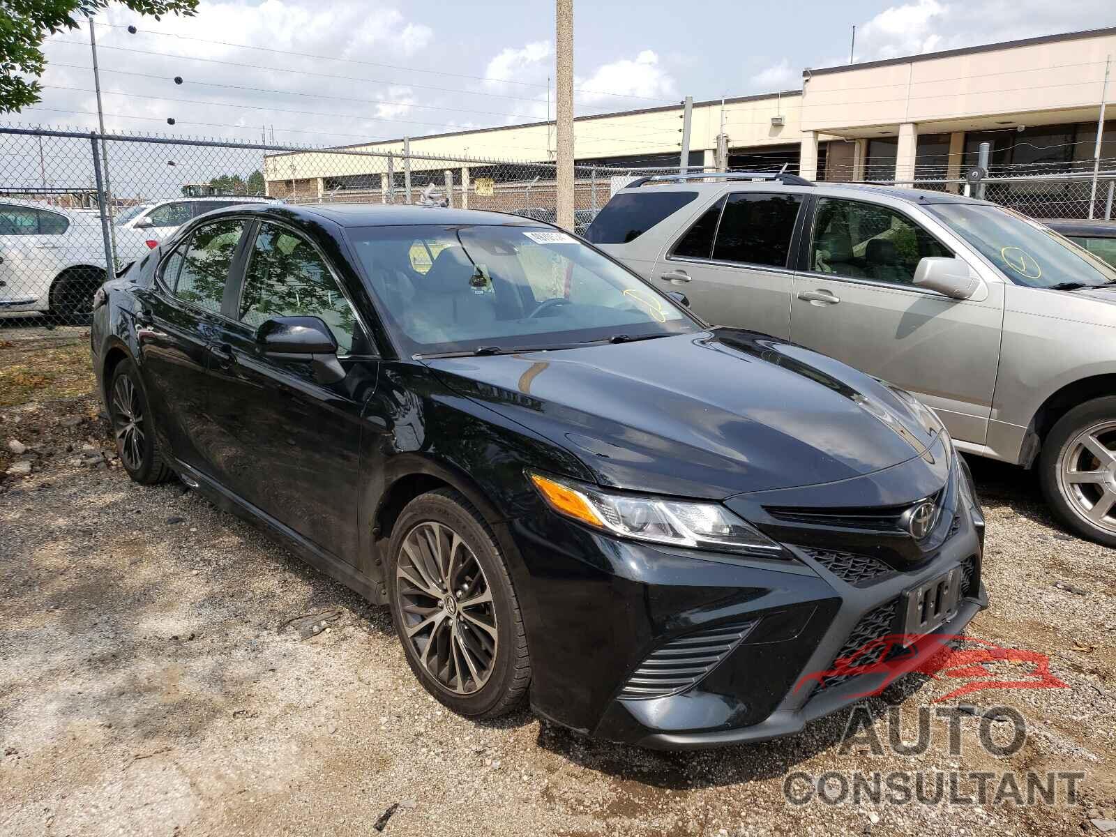 TOYOTA CAMRY 2018 - JTNB11HK3J3007795