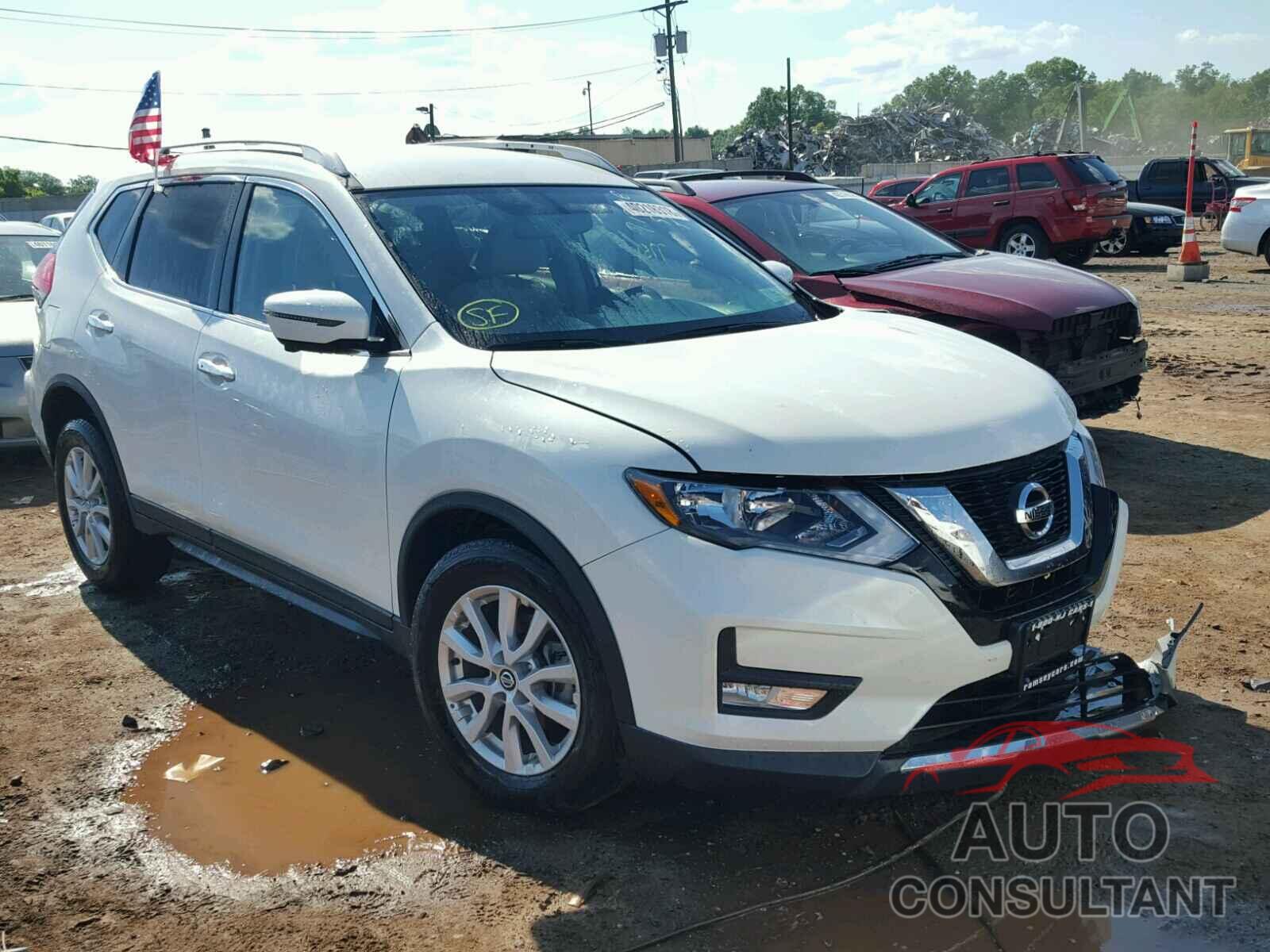 NISSAN ROGUE S 2017 - KNMAT2MV7HP527761