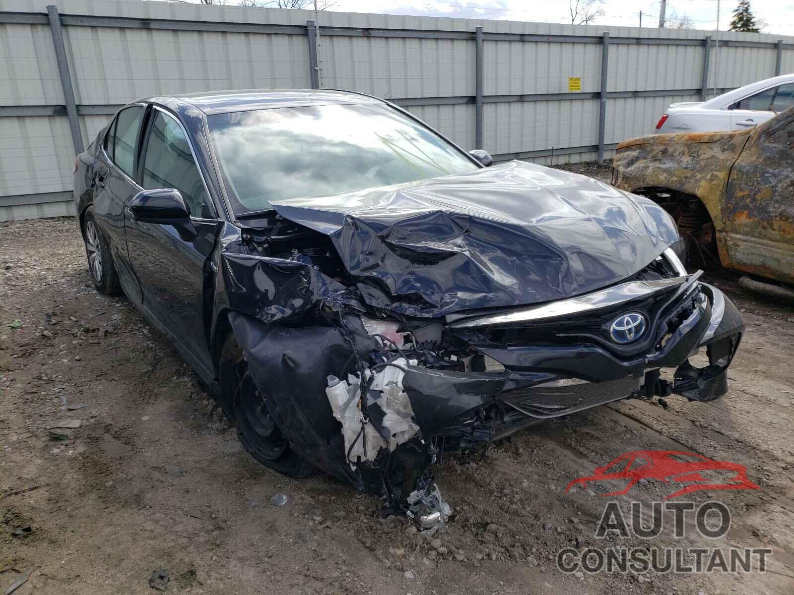 TOYOTA CAMRY 2018 - 4T1B31HK6JU502514