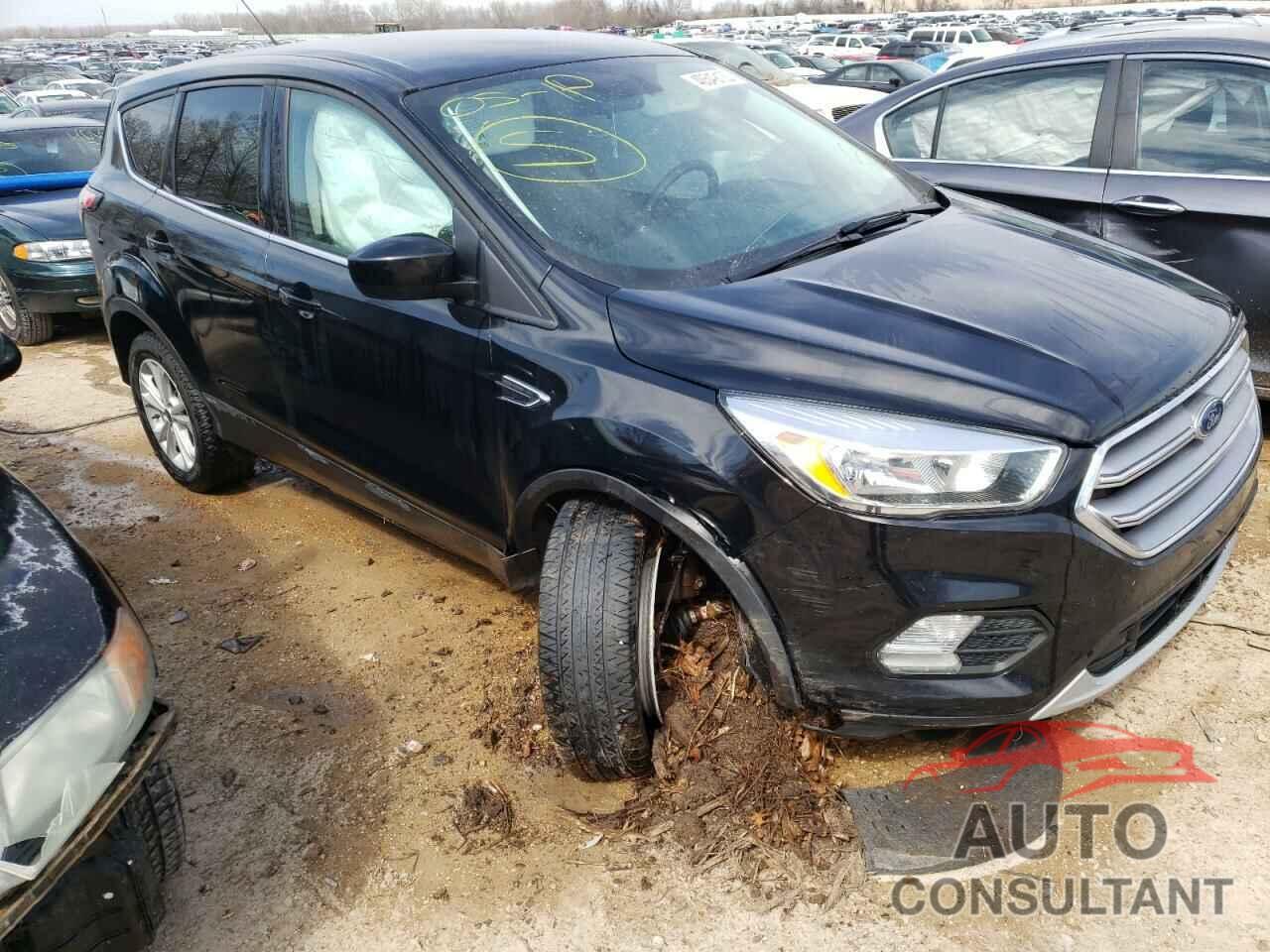 FORD ESCAPE 2017 - 1FMCU0G96HUE13028