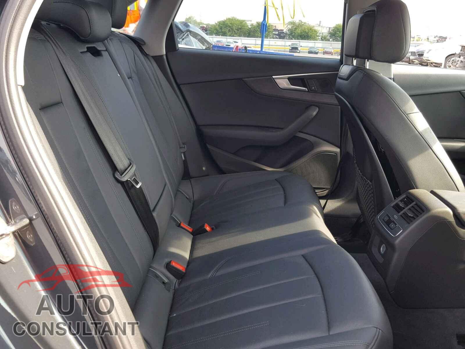AUDI A4 2017 - WAUDNAF48HN051955