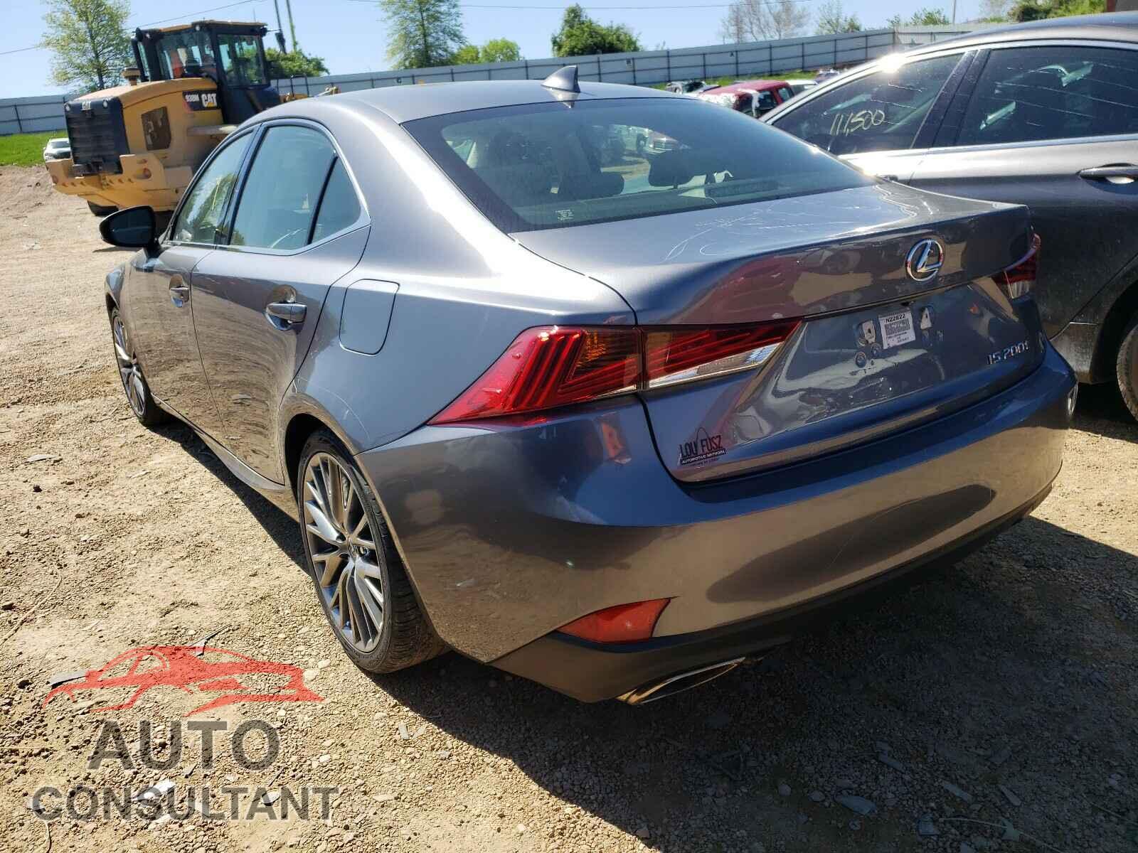 LEXUS IS 2017 - JTHBA1D20H5046366