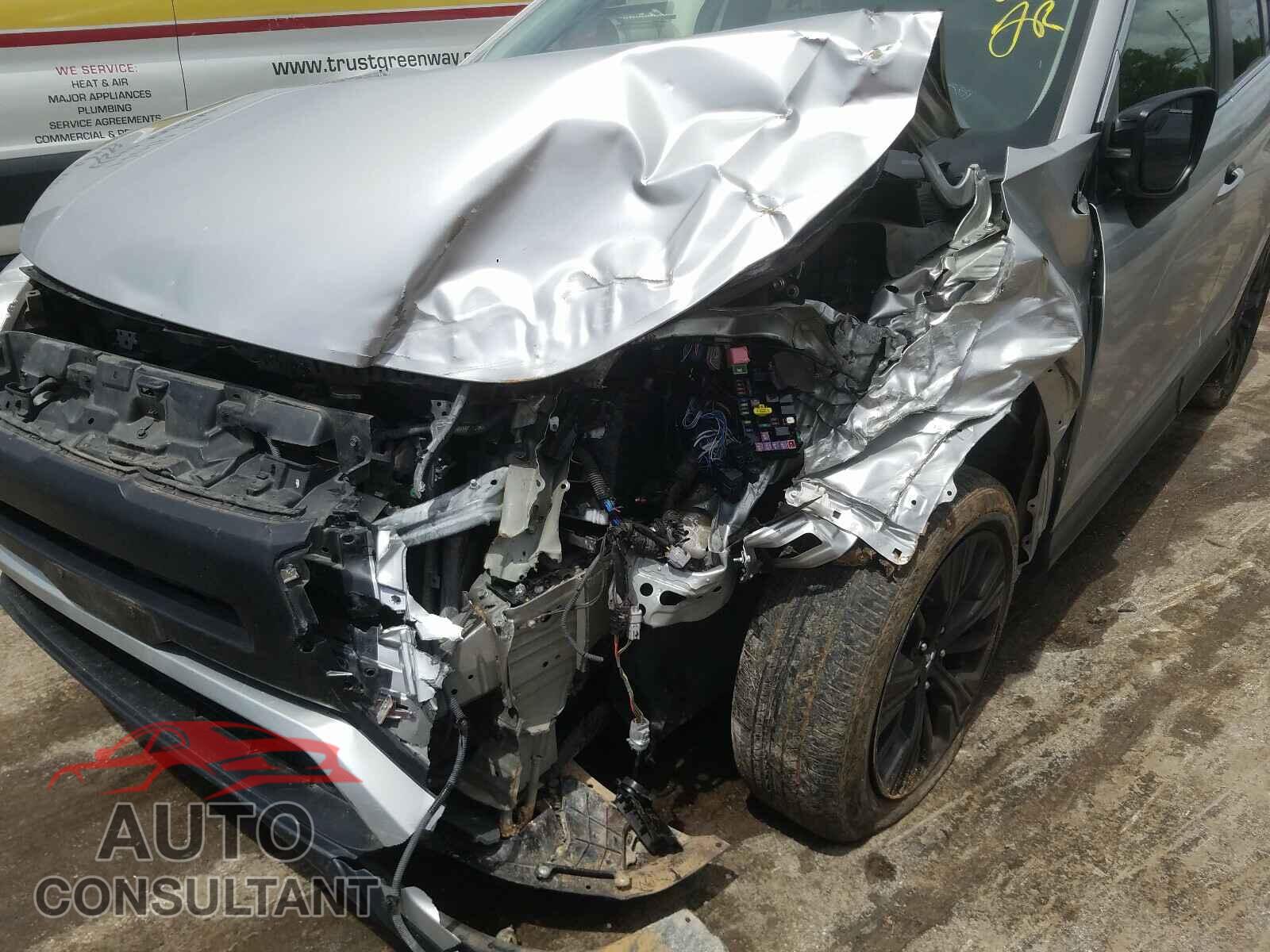 MITSUBISHI ECLIPSE 2018 - JA4AT4AA5JZ065105