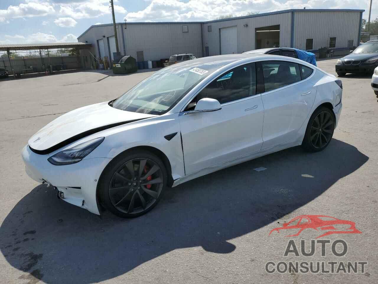 TESLA MODEL 3 2020 - 5YJ3E1EC9LF624103