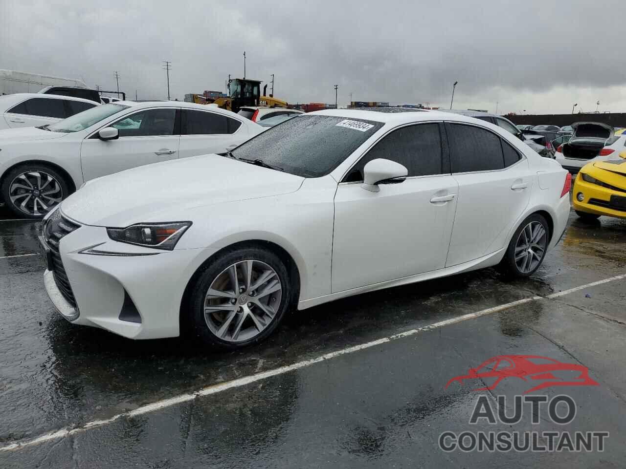 LEXUS IS 2018 - JTHC81D26J5032817